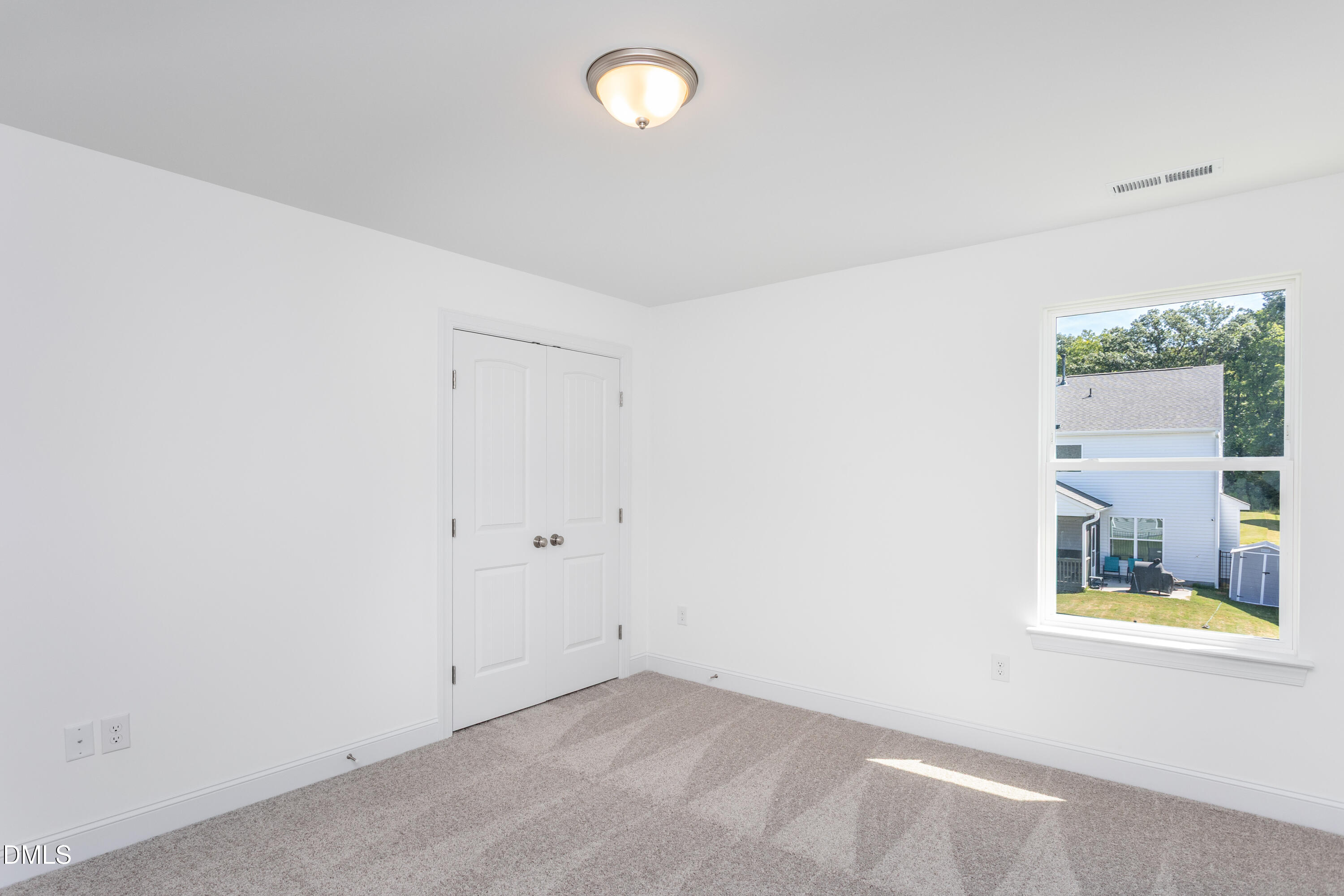 142 Steppe Way Property Photo 24