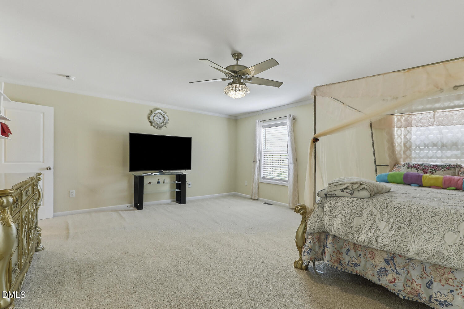 113 Somers Lane Property Photo 17