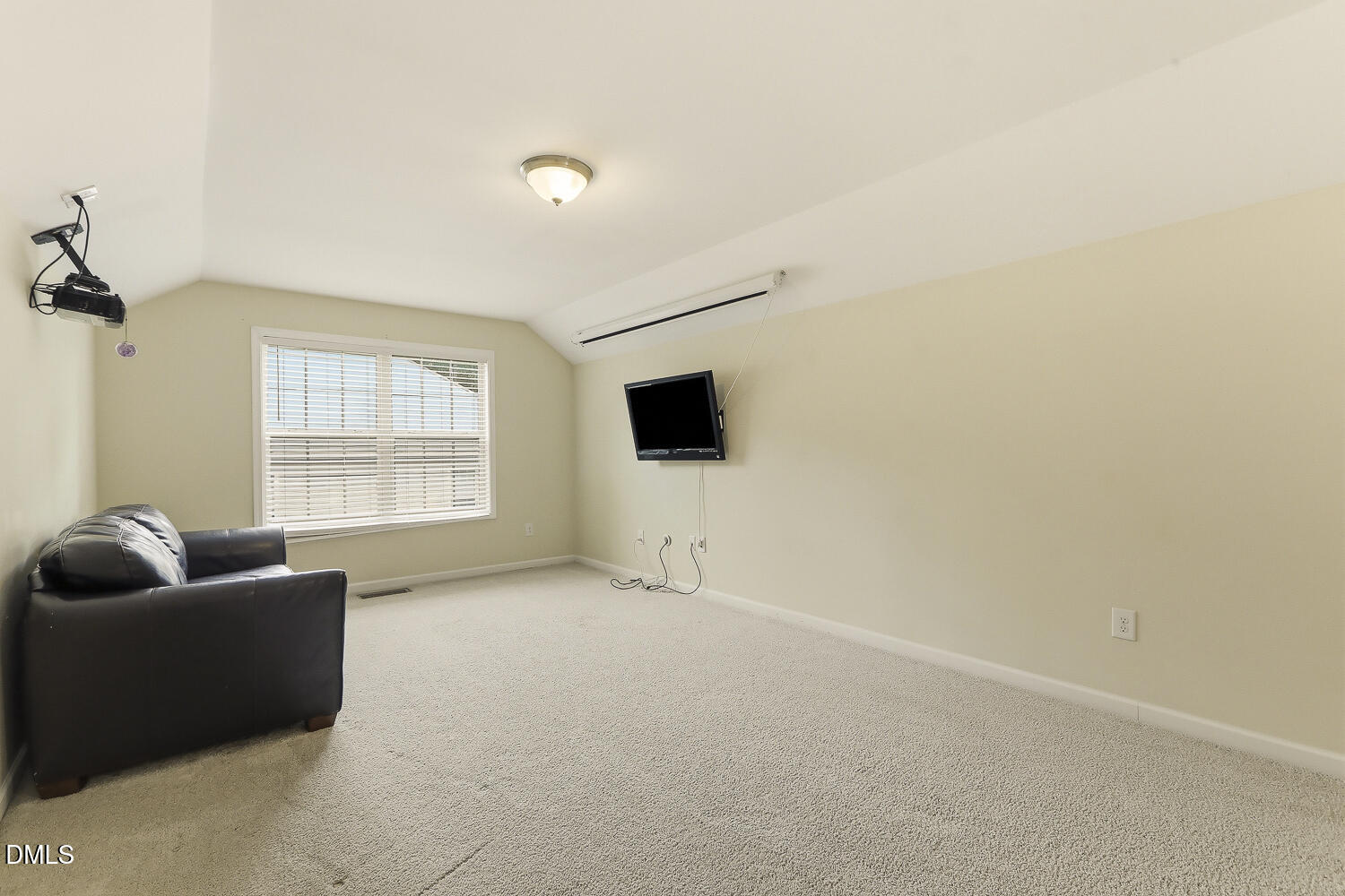 113 Somers Lane Property Photo 26