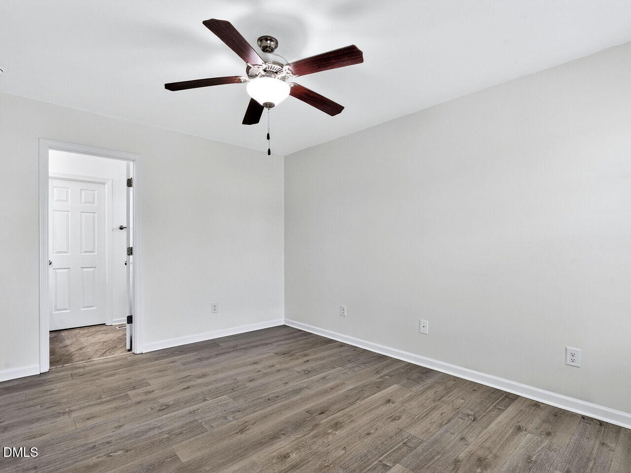 136 Middle Landing Drive Property Photo 16
