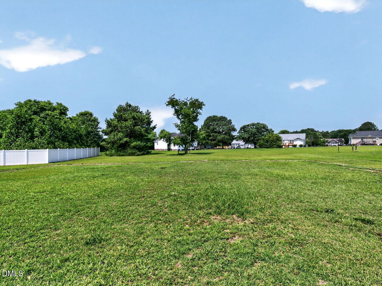 136 Middle Landing Drive Property Photo 25