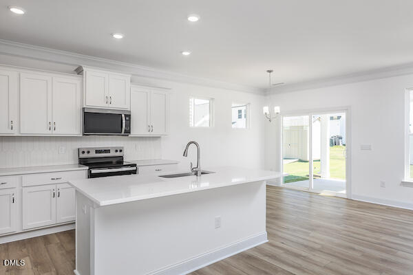102 Steppe Way Property Photo 11