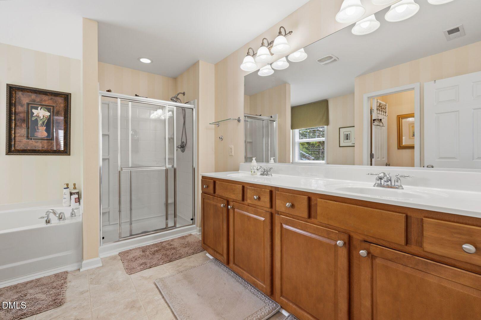 3809 Stoneybrook Drive Property Photo 18