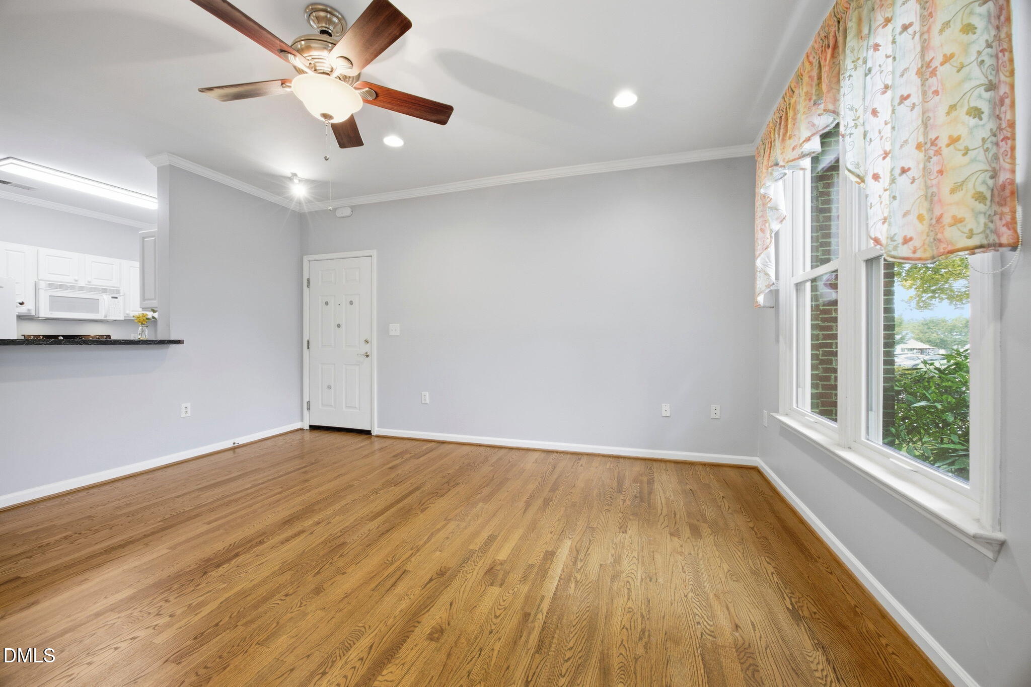 720 N Person Street 106 Property Photo 10