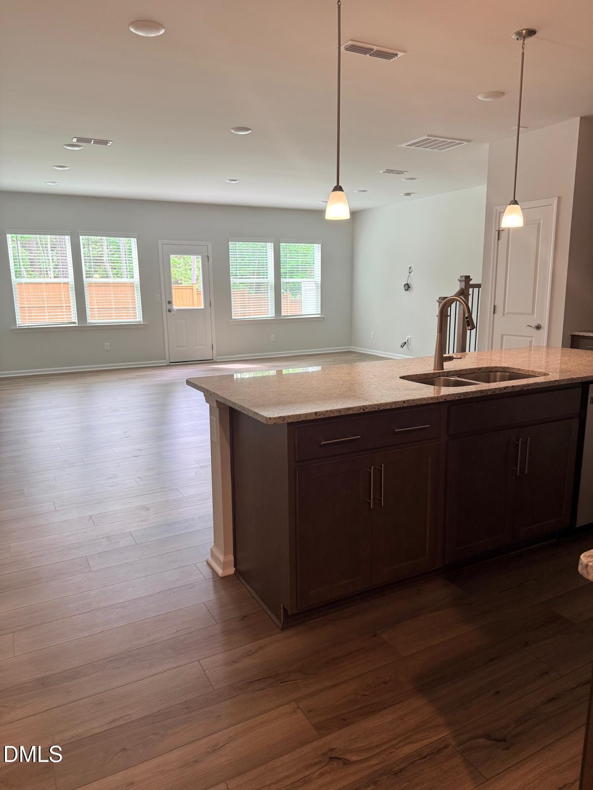 1413 Everton Avenue A Property Photo 4
