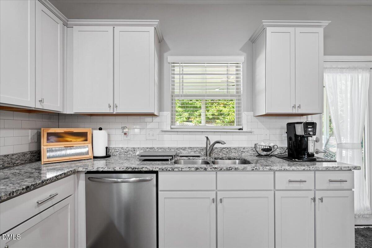 9 Rock Oak Court Property Photo 15