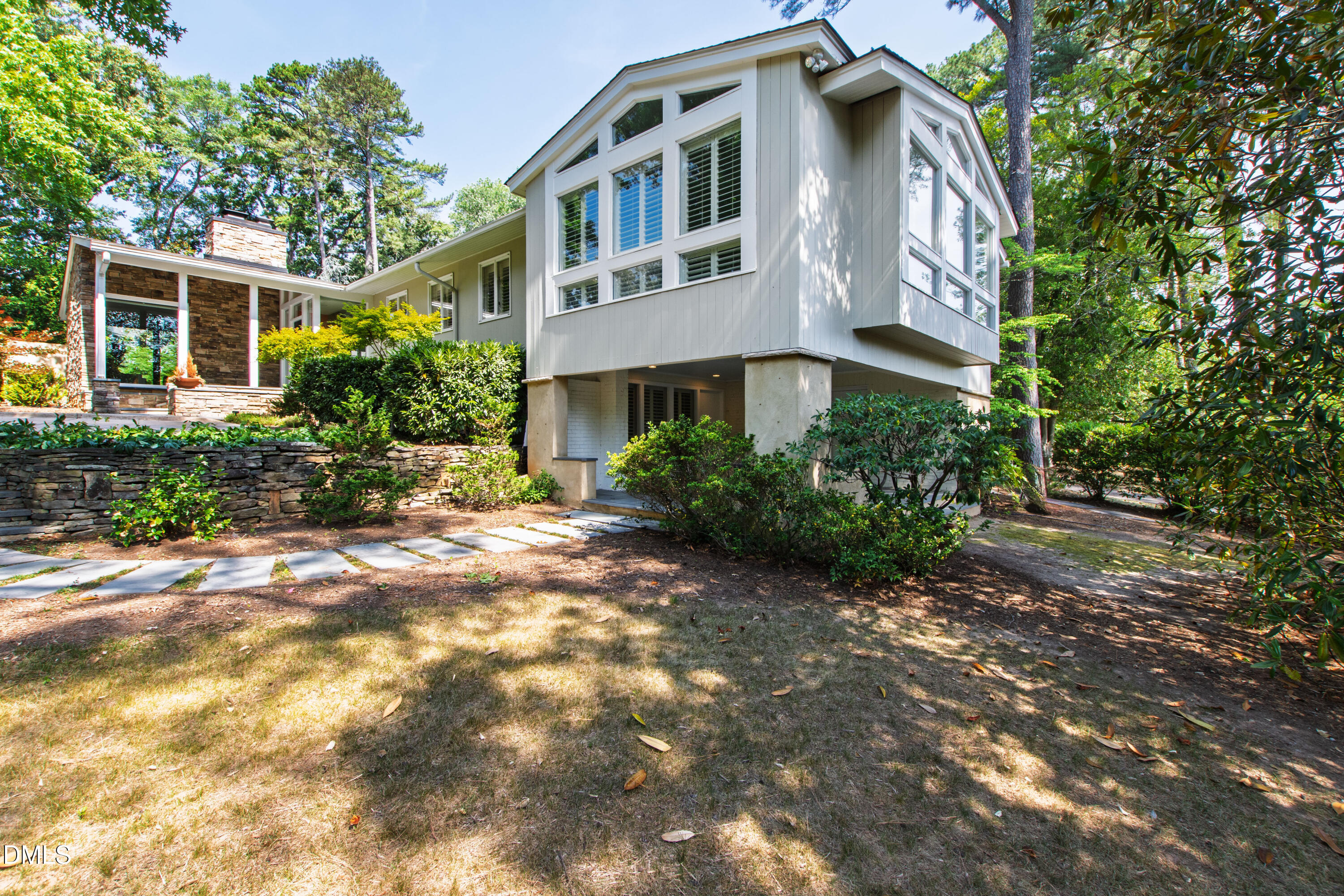 2751 Toxey Drive Property Photo 4