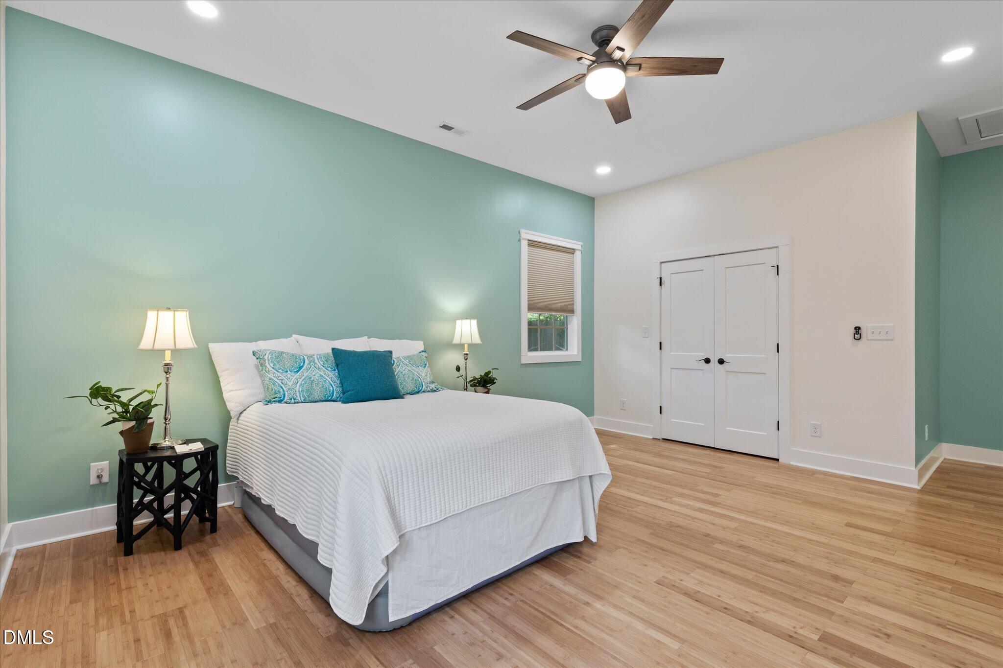 1007 Rosedale Avenue Property Photo 4