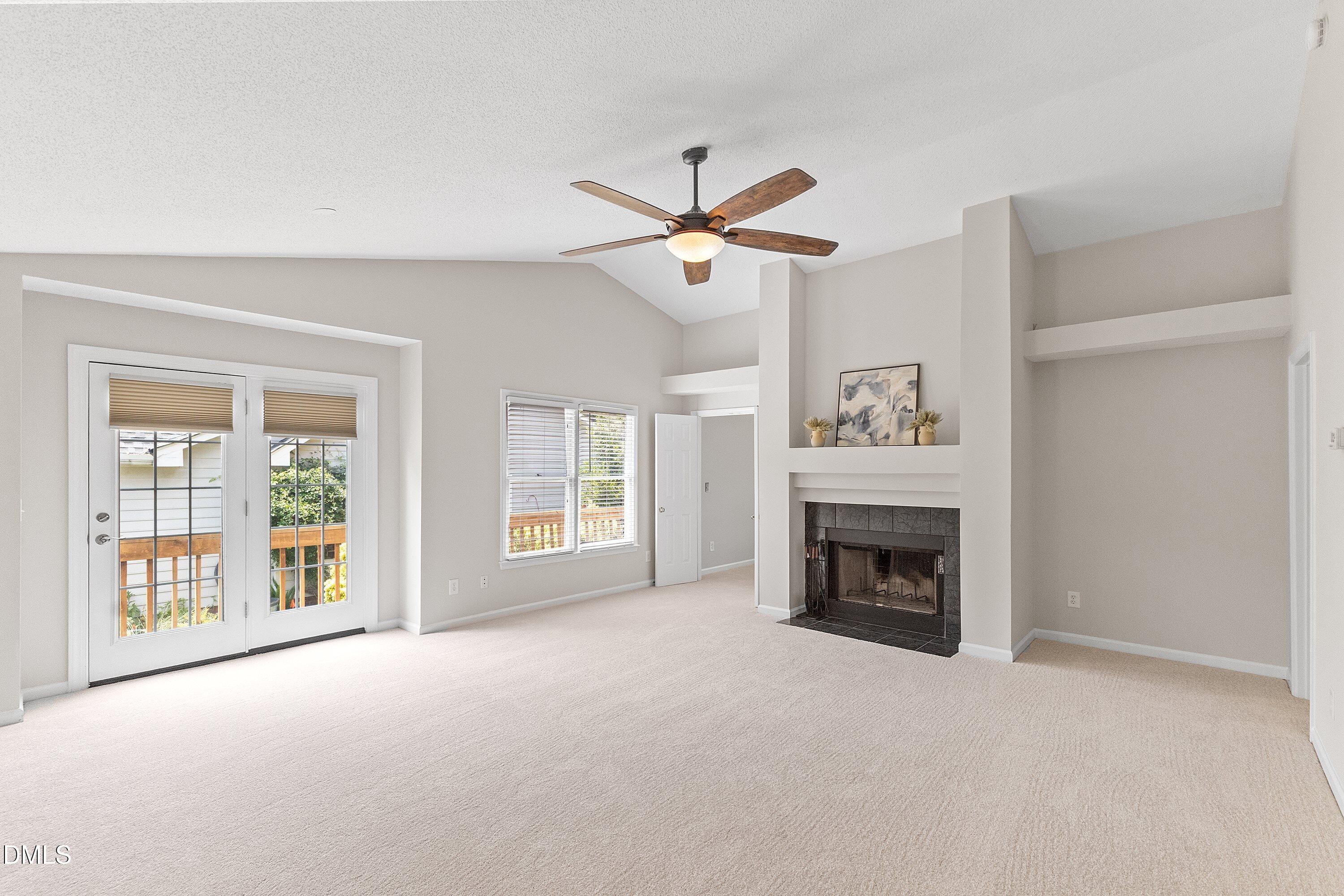 218 Arvo Lane Property Photo 13