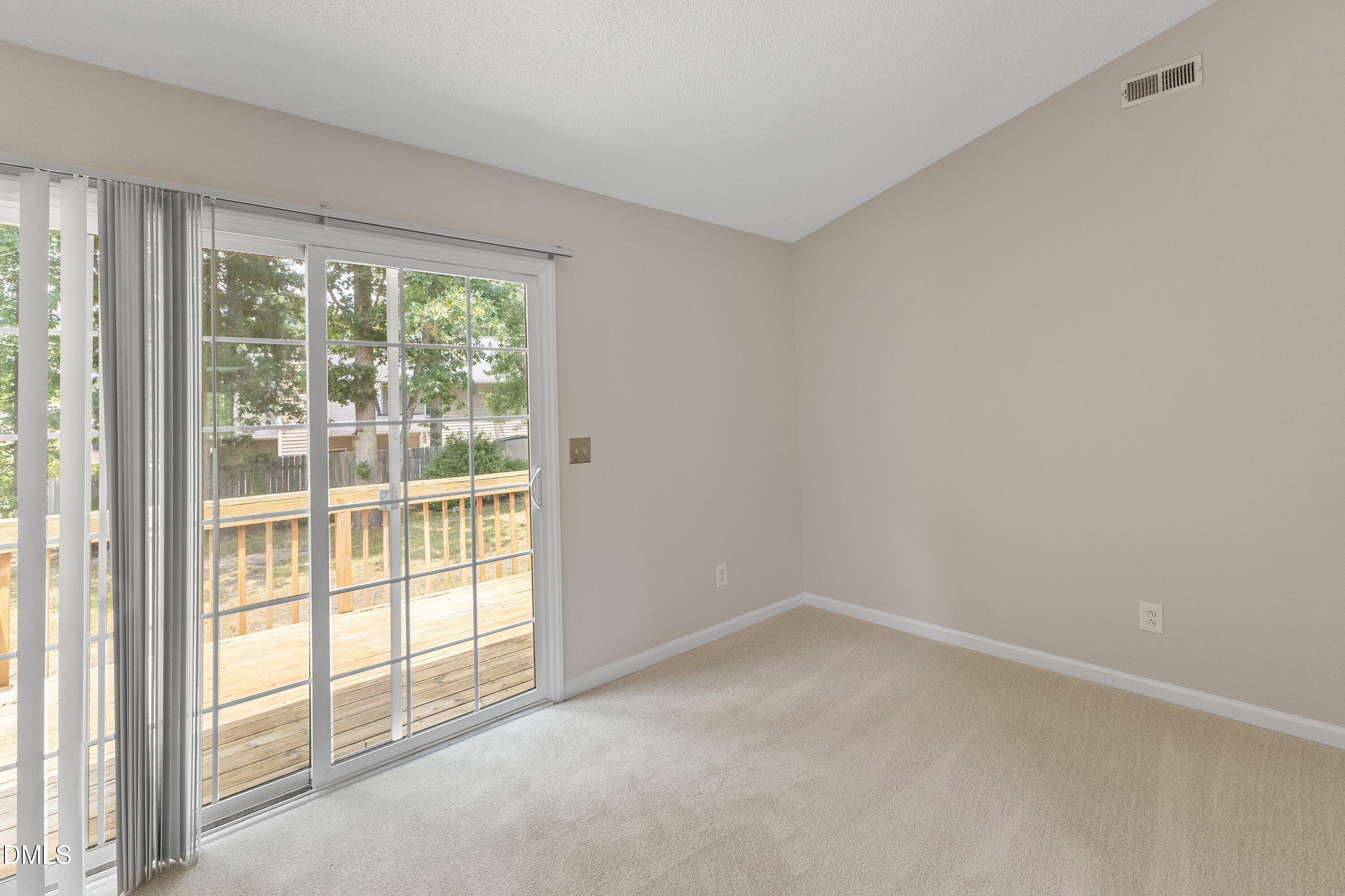 218 Arvo Lane Property Photo 28