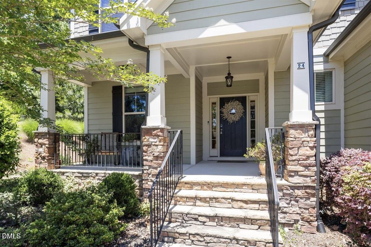 24 Carter Walk Way Property Photo 5