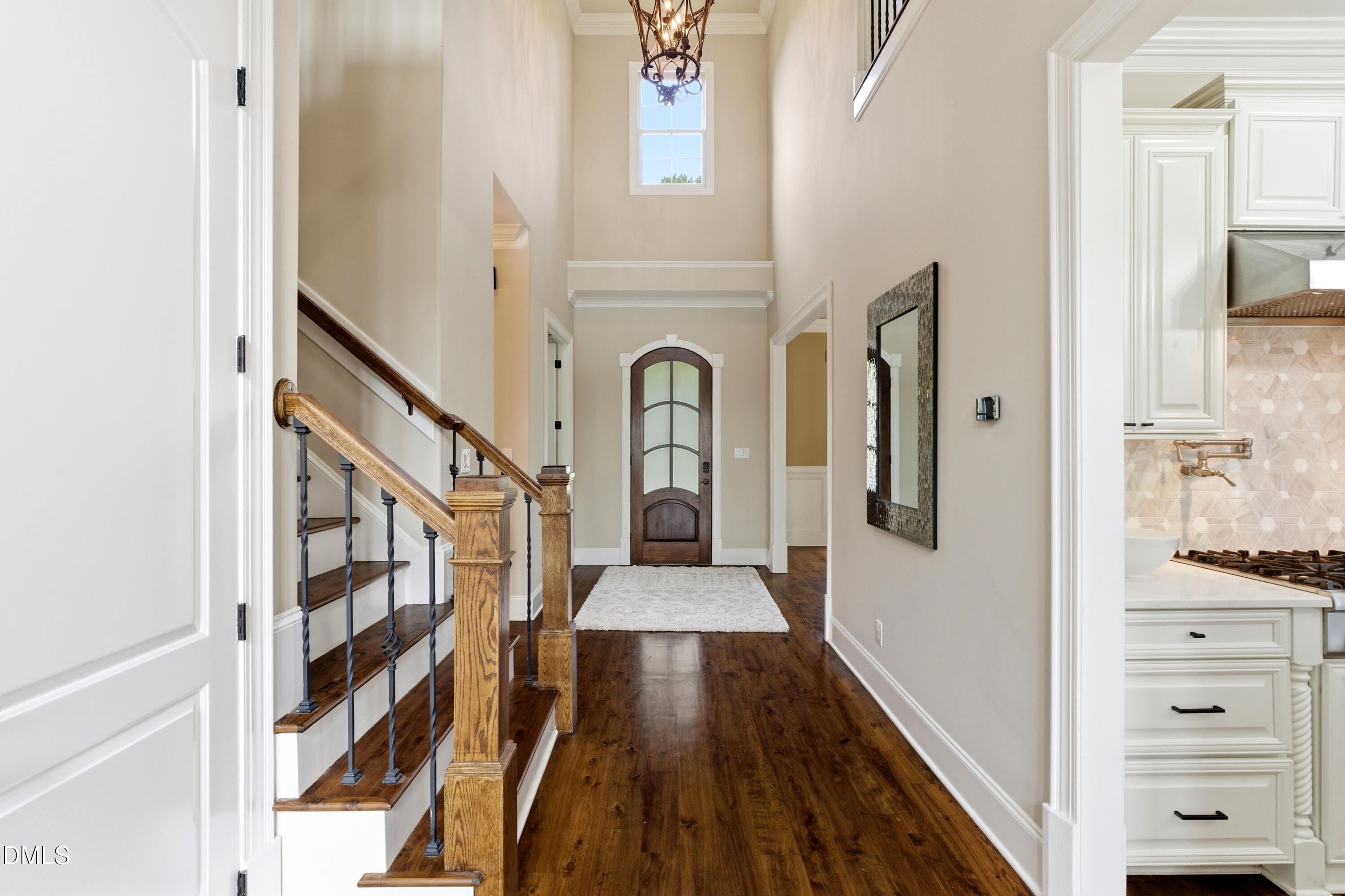 2515 Village Manor Way Property Photo 2