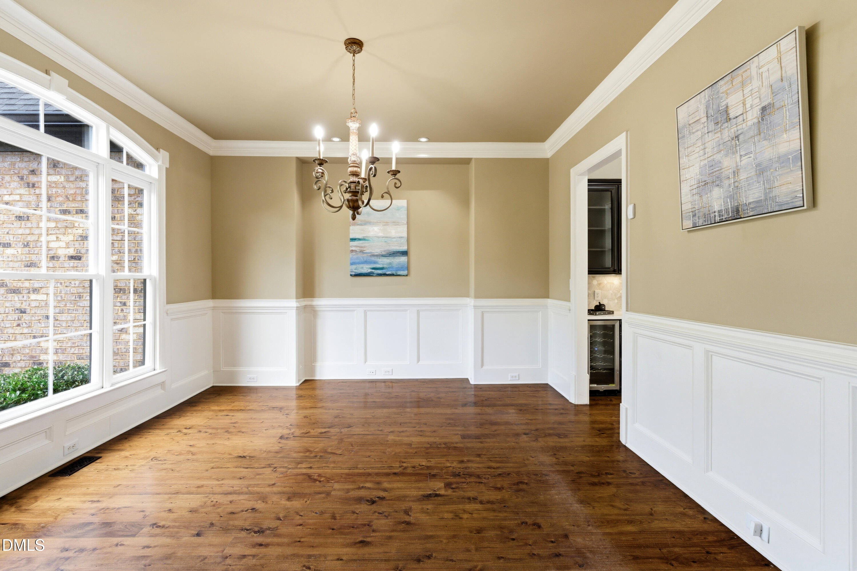 2515 Village Manor Way Property Photo 4