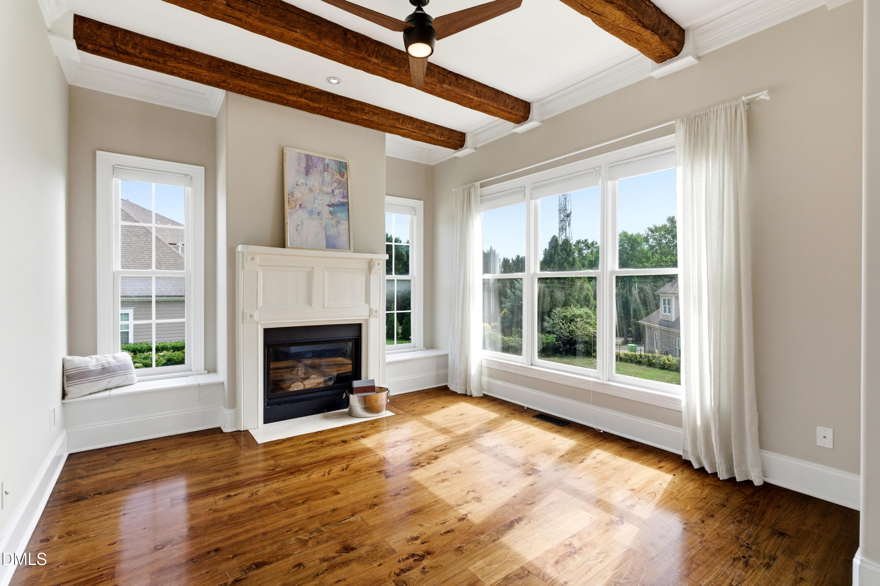 2515 Village Manor Way Property Photo 11