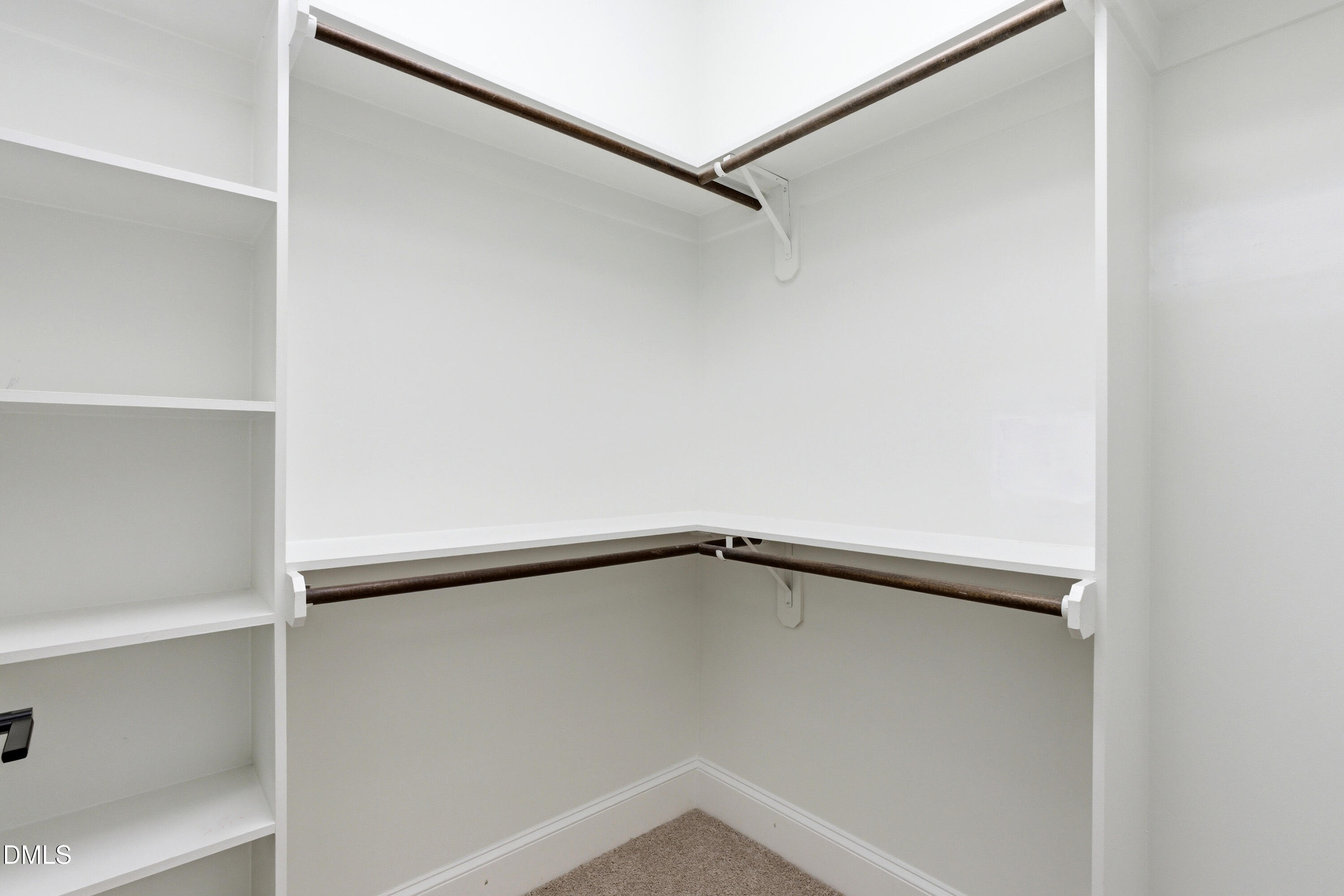 2515 Village Manor Way Property Photo 27