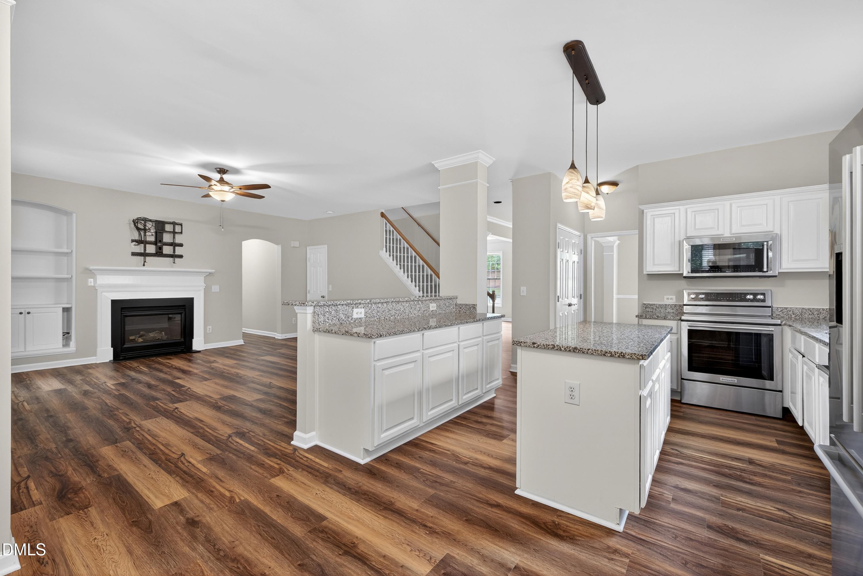 1402 Willow Leaf Way Property Photo 15