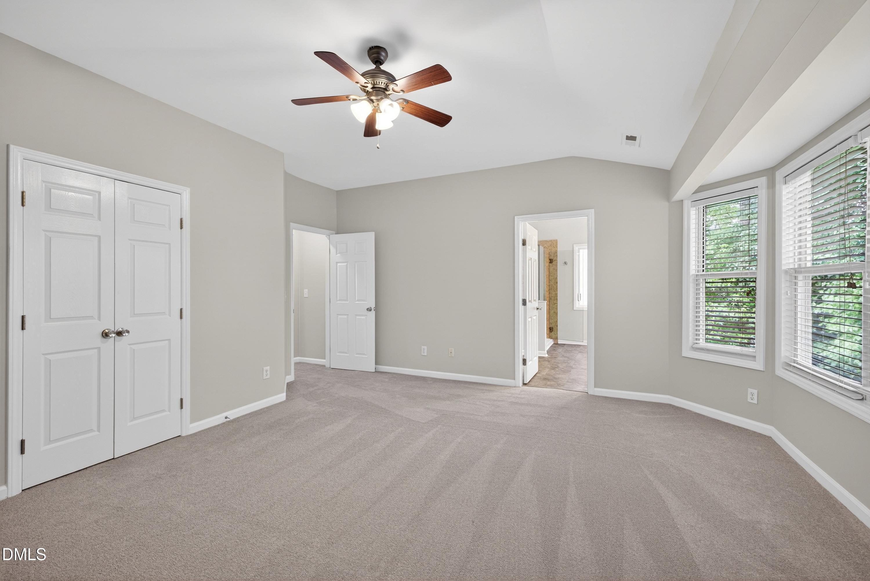 1402 Willow Leaf Way Property Photo 23