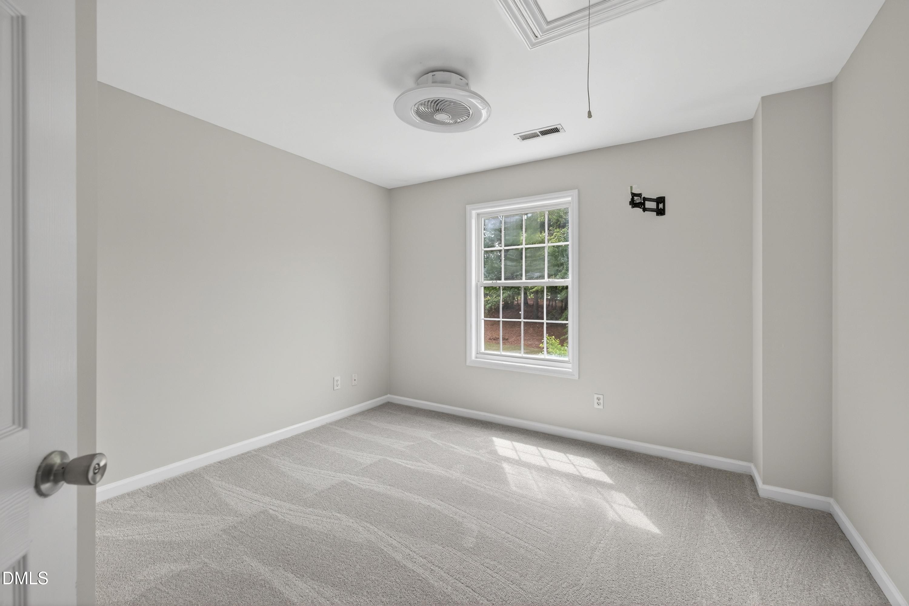 1402 Willow Leaf Way Property Photo 35
