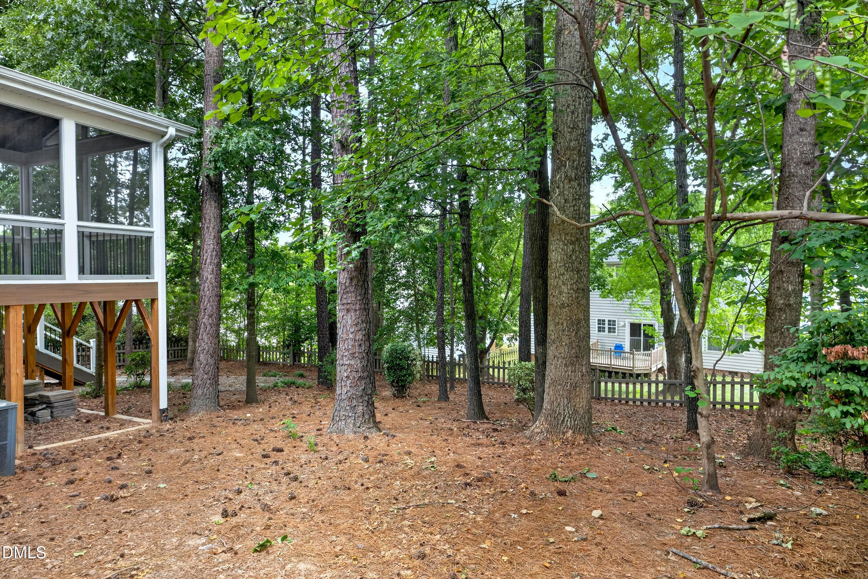 1402 Willow Leaf Way Property Photo 43
