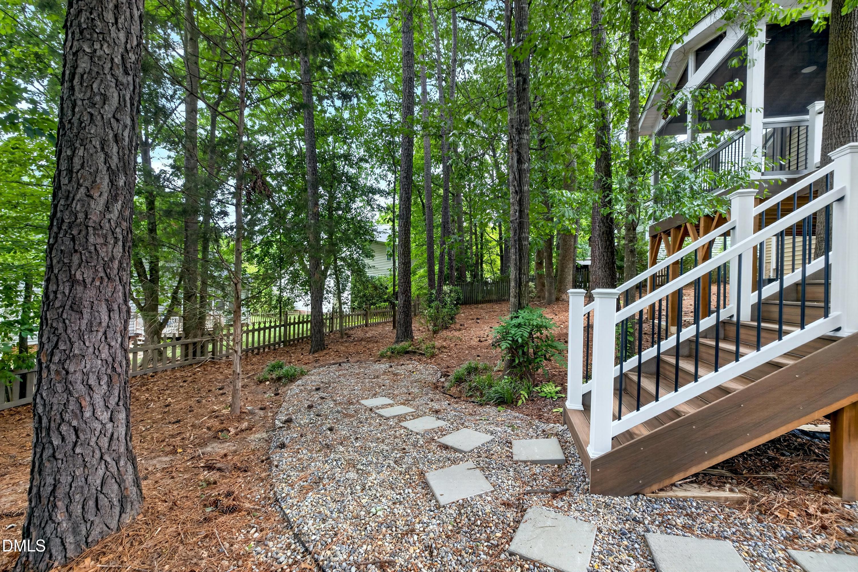 1402 Willow Leaf Way Property Photo 46