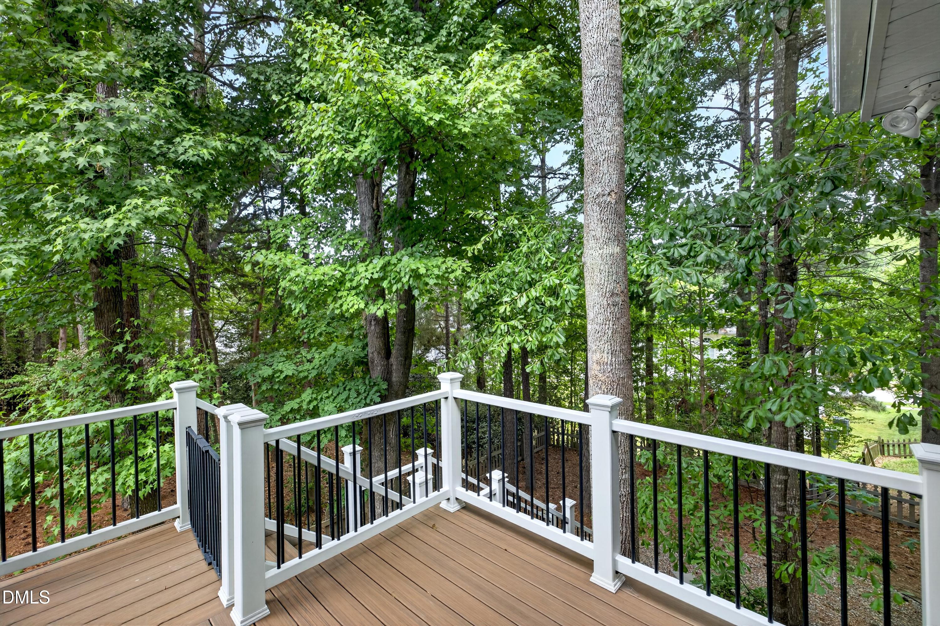 1402 Willow Leaf Way Property Photo 48
