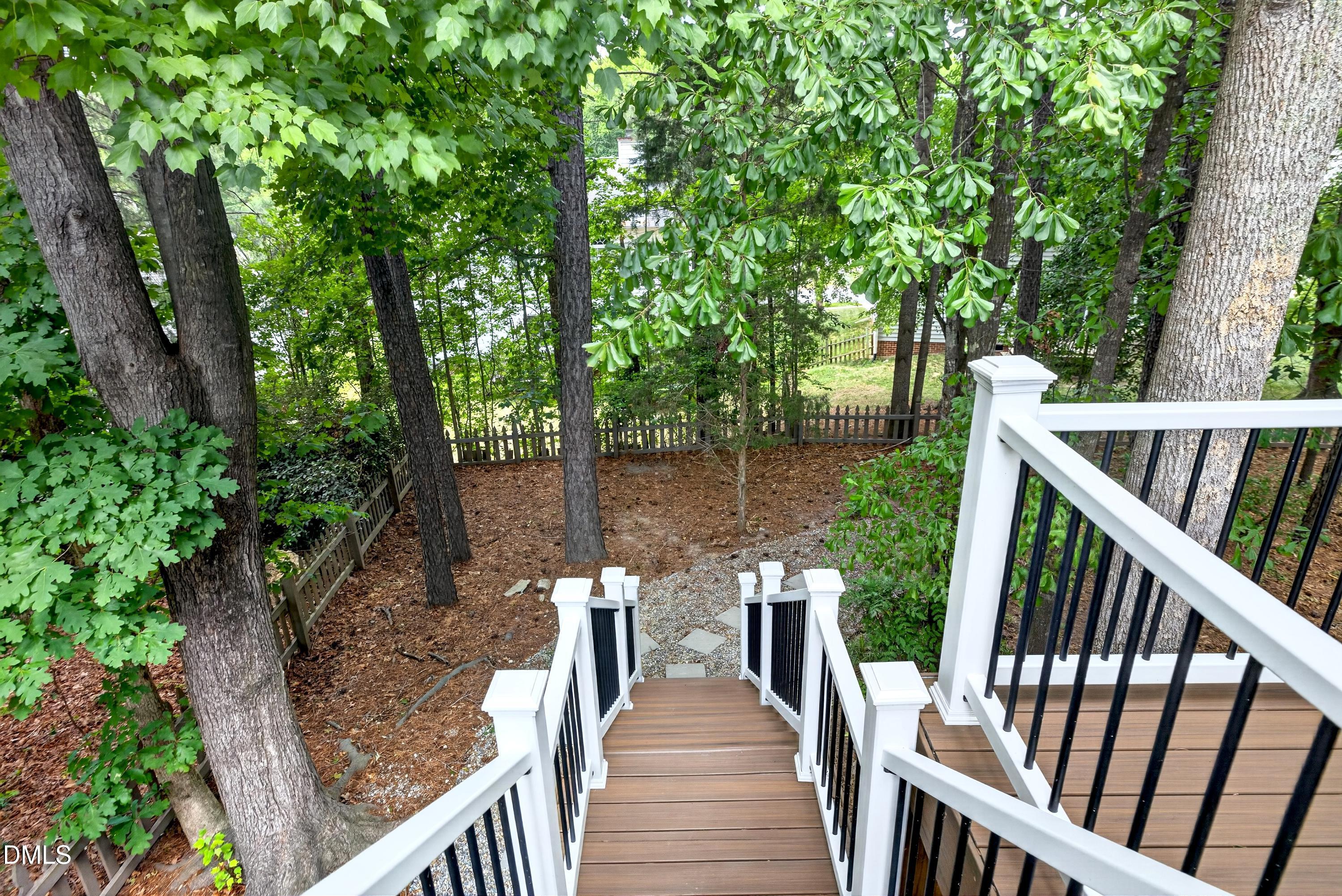 1402 Willow Leaf Way Property Photo 49