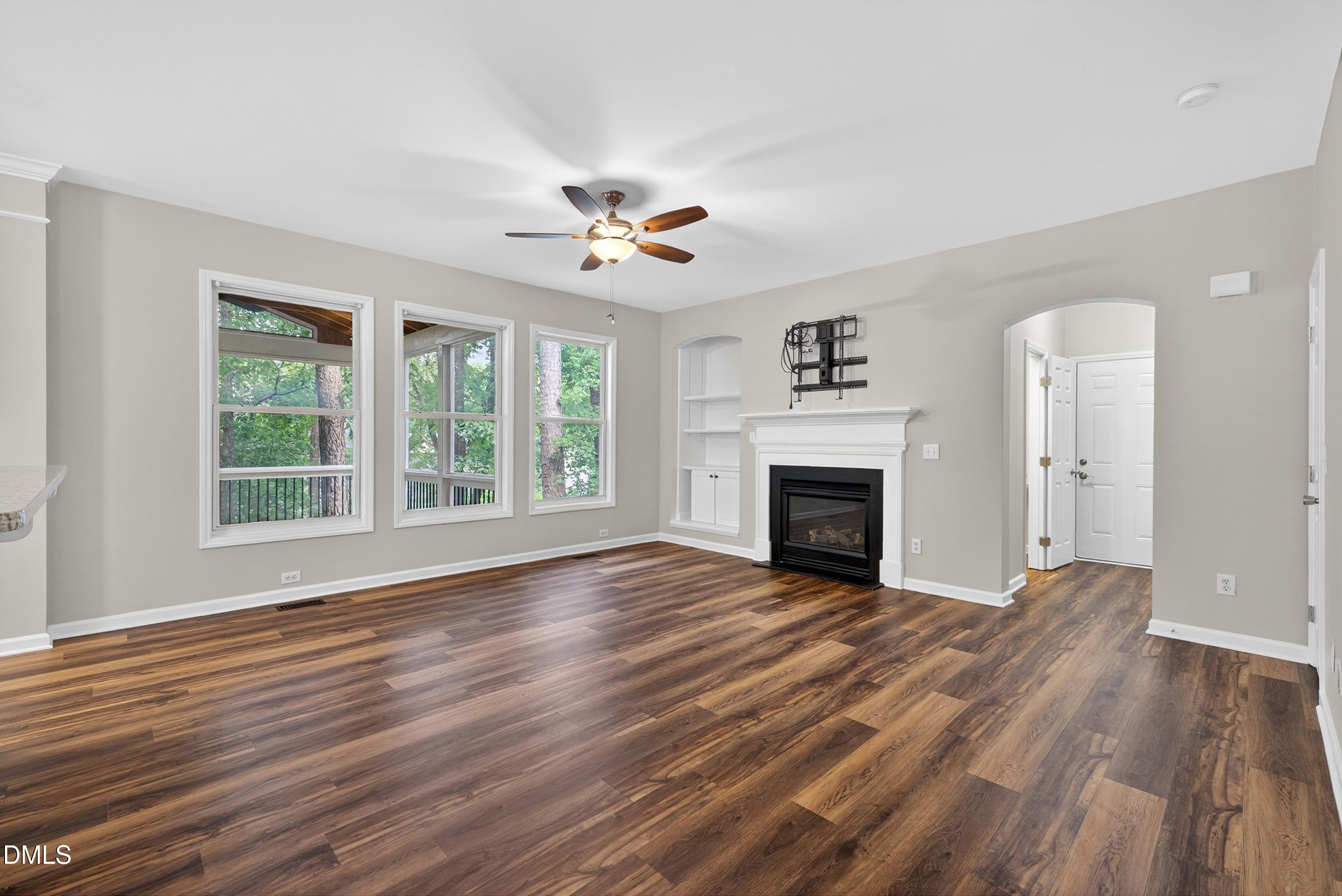 1402 Willow Leaf Way Property Photo 51