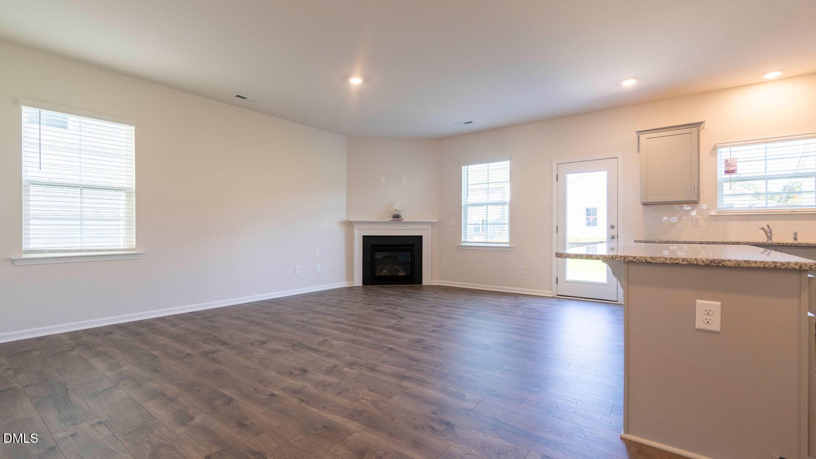 1569 Aberdeen Drive Property Photo 8
