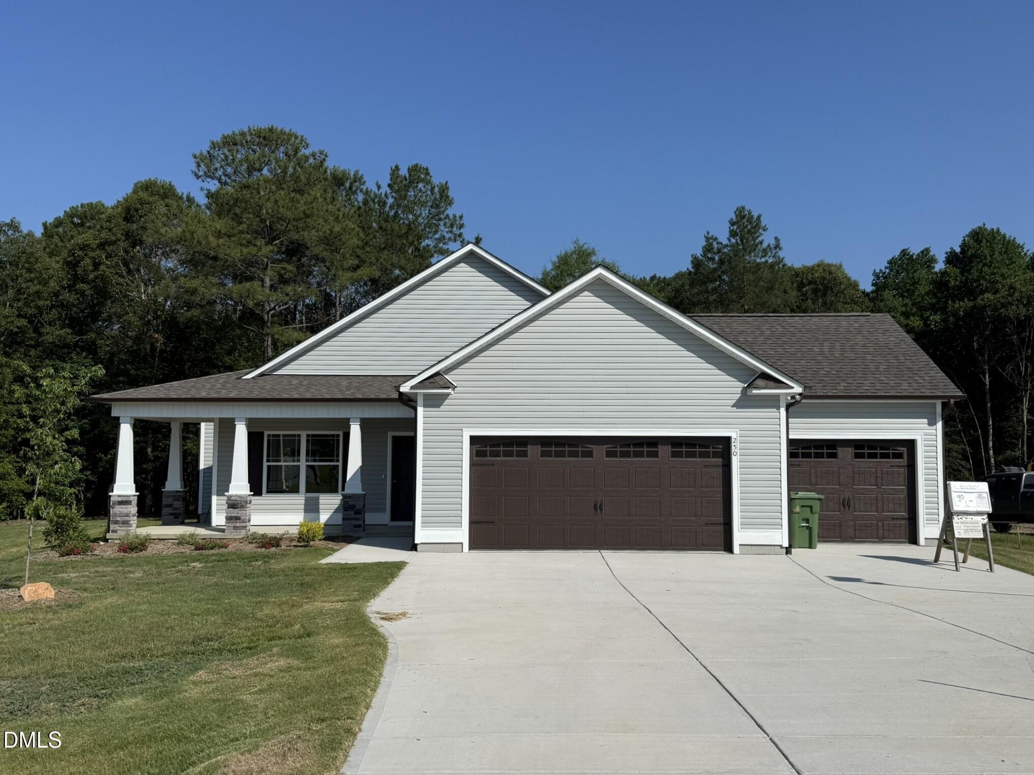 250 Bonsai Way Property Photo 1