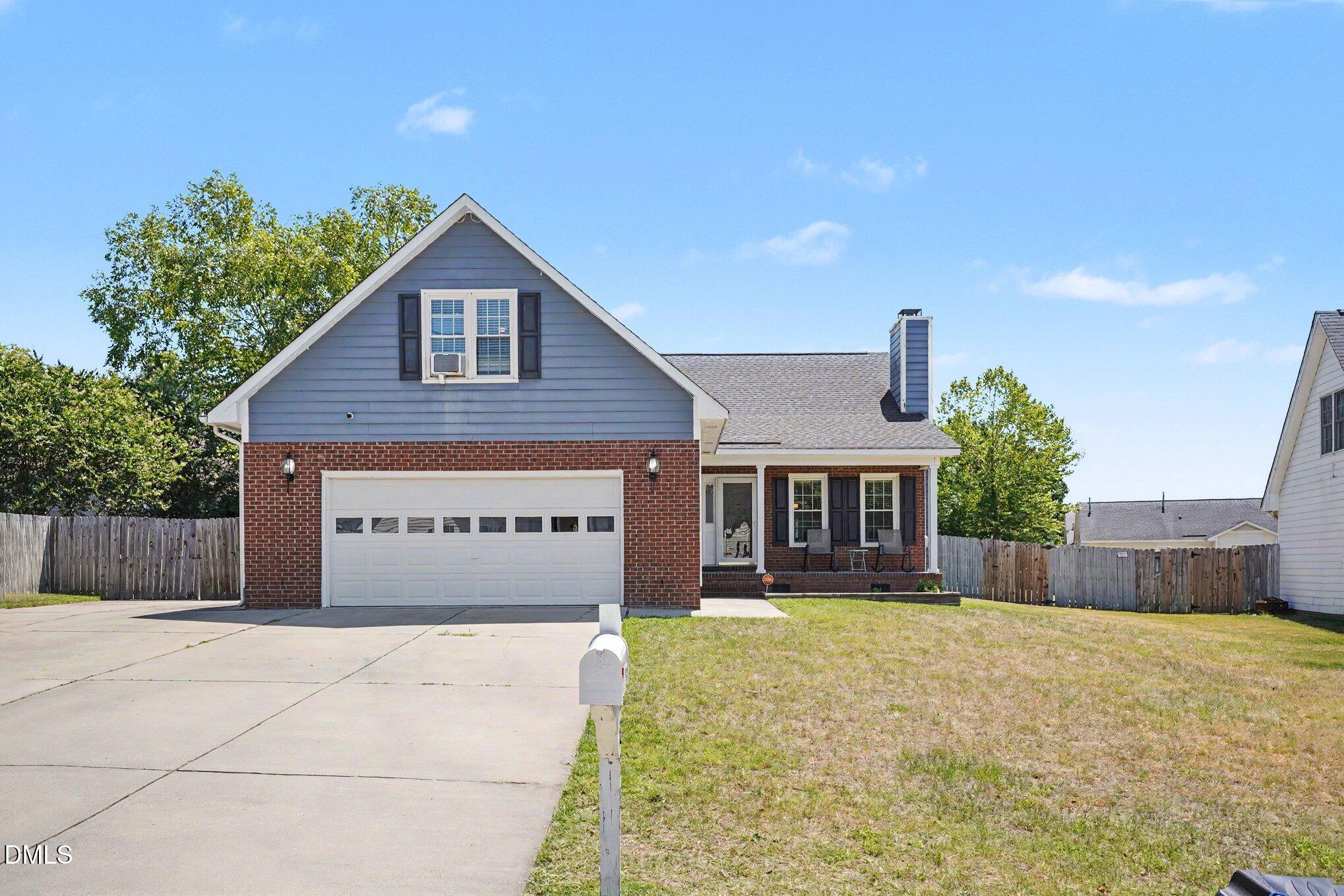 2805 Franzia Drive Property Photo 1