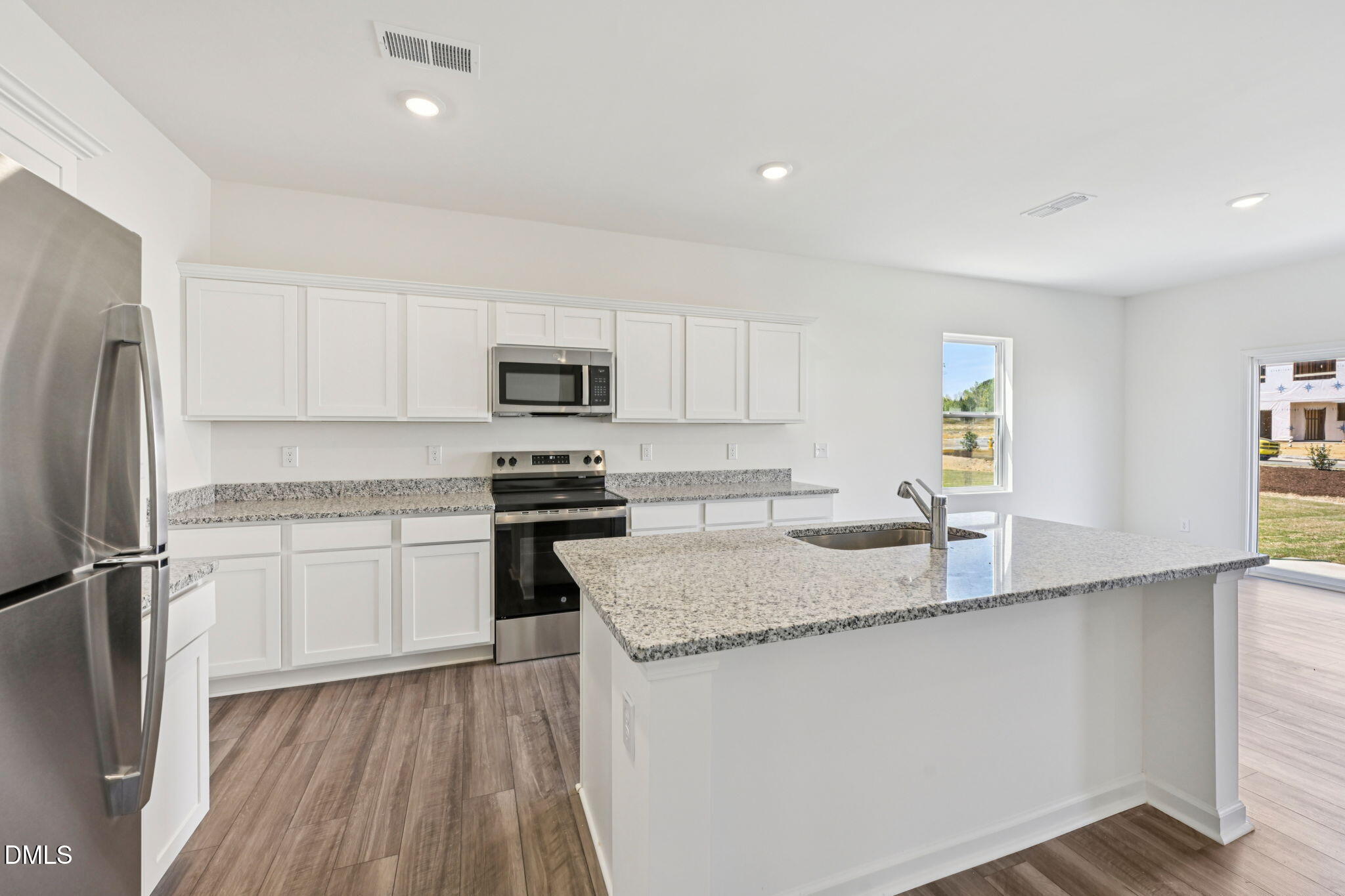 3816 Paragon Place Property Photo 13