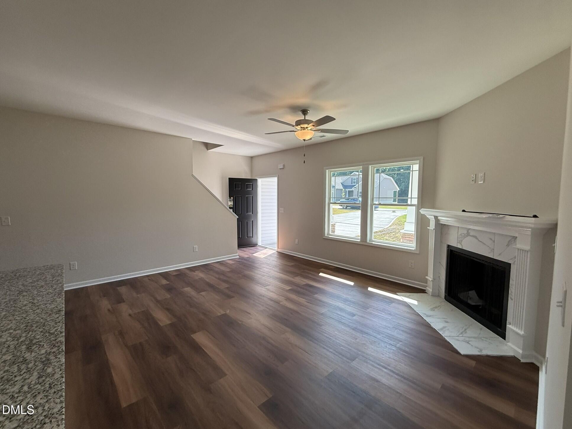 226 Mangrove Court Property Photo 5