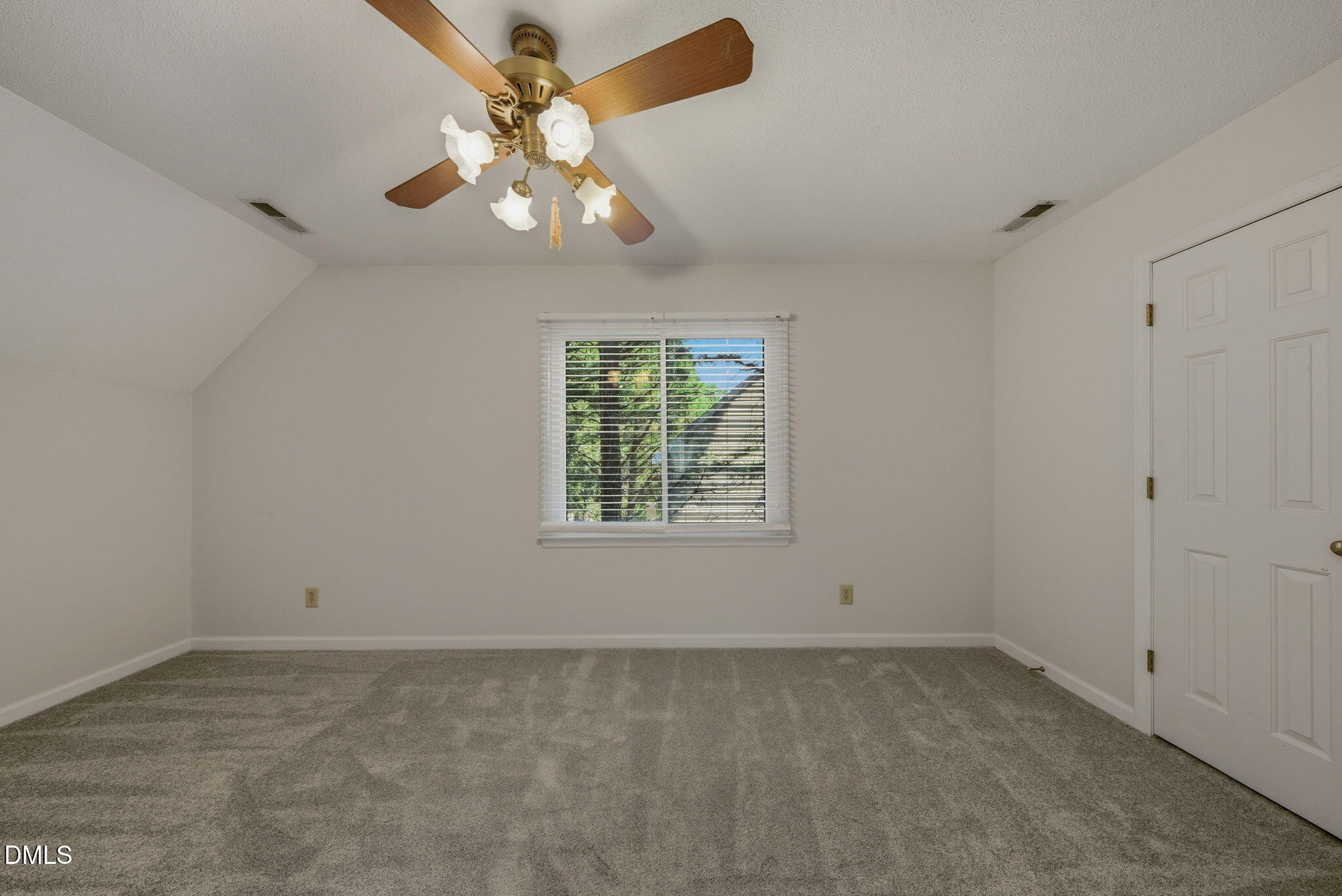 107 Cambrian Way Property Photo 27