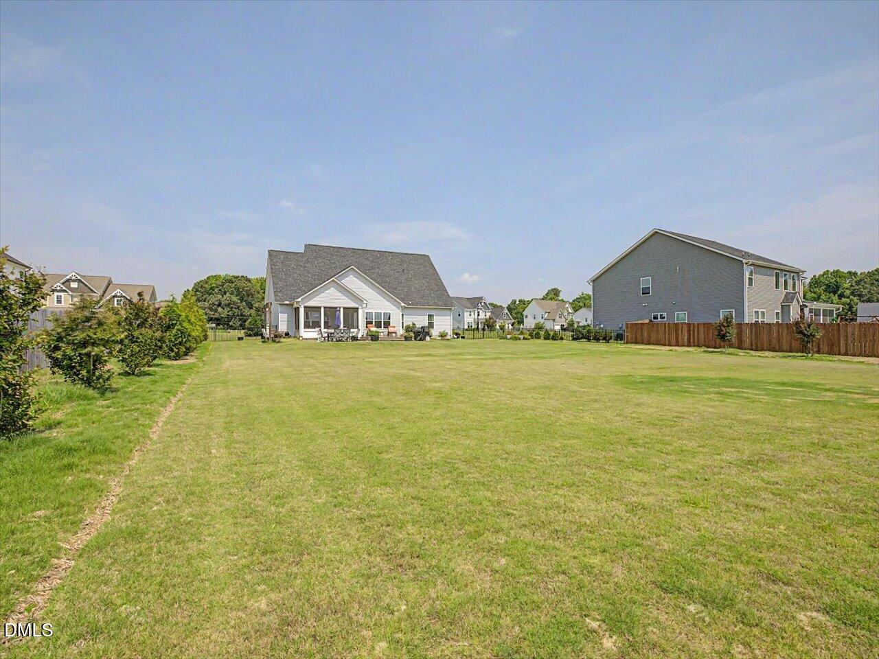 242 Steep Rock Drive Property Photo 9