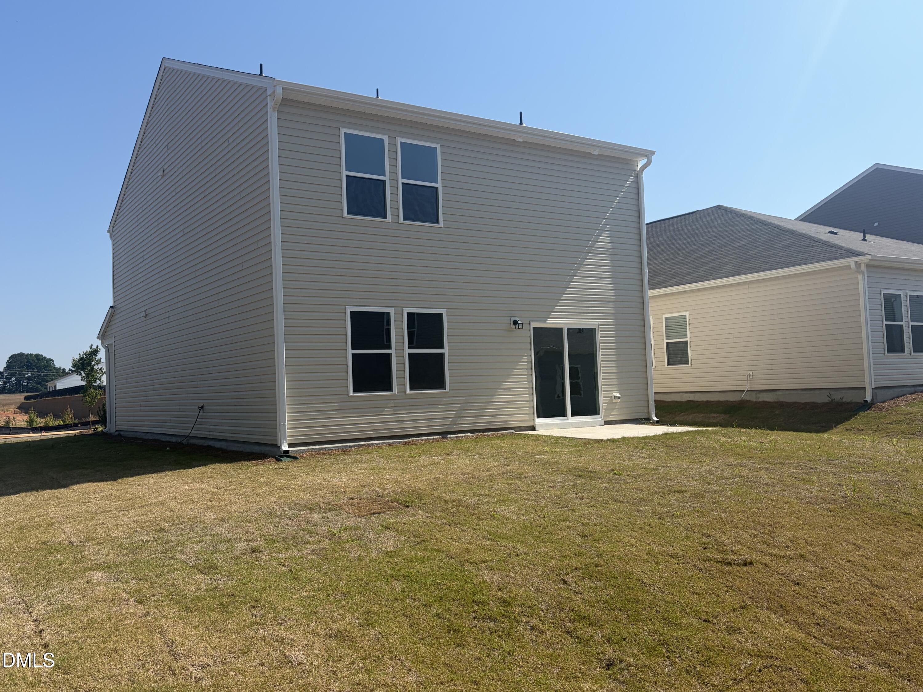 119 Valvanos Way Property Photo 4