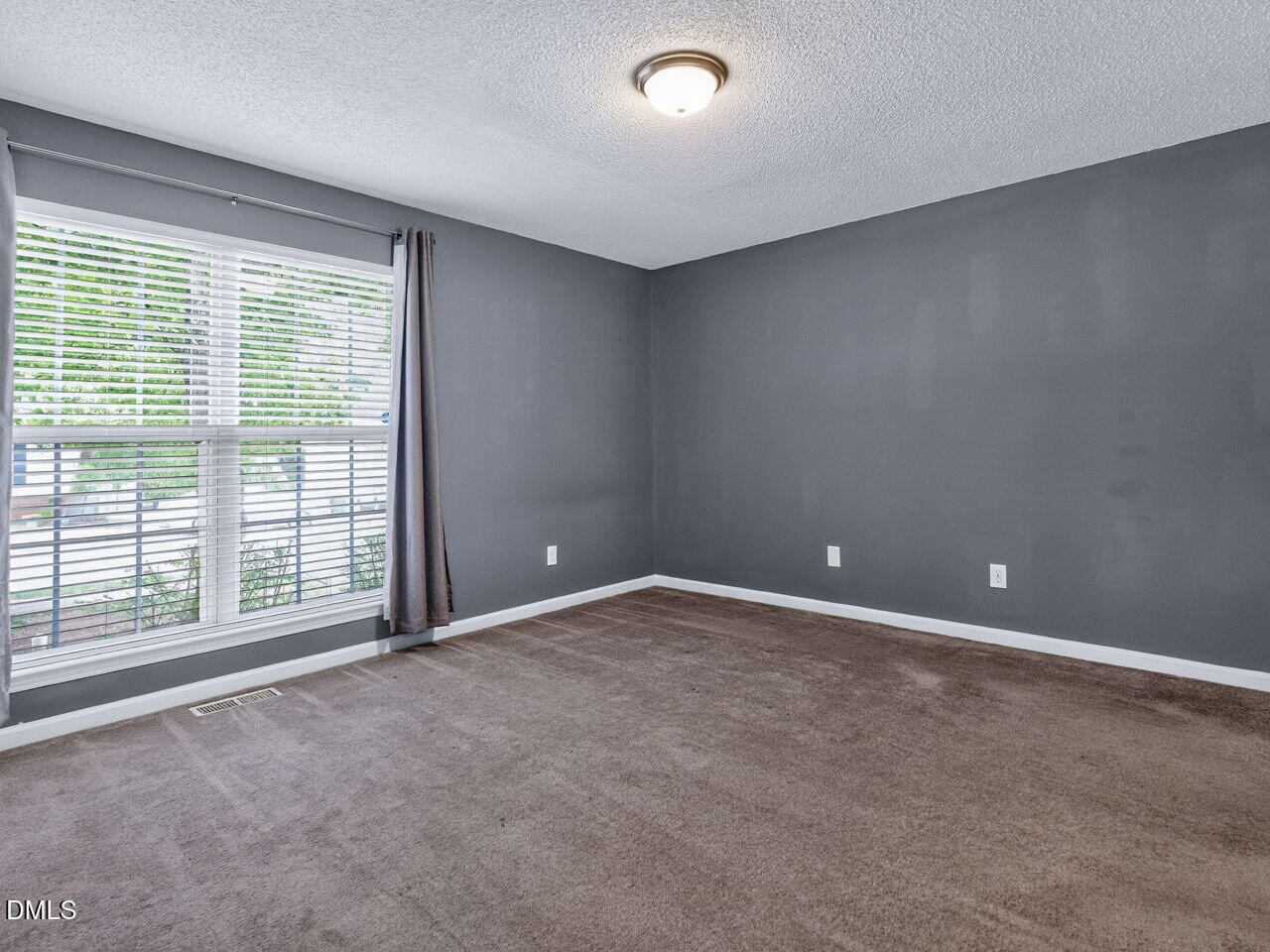 727 Avery Street Property Photo 14