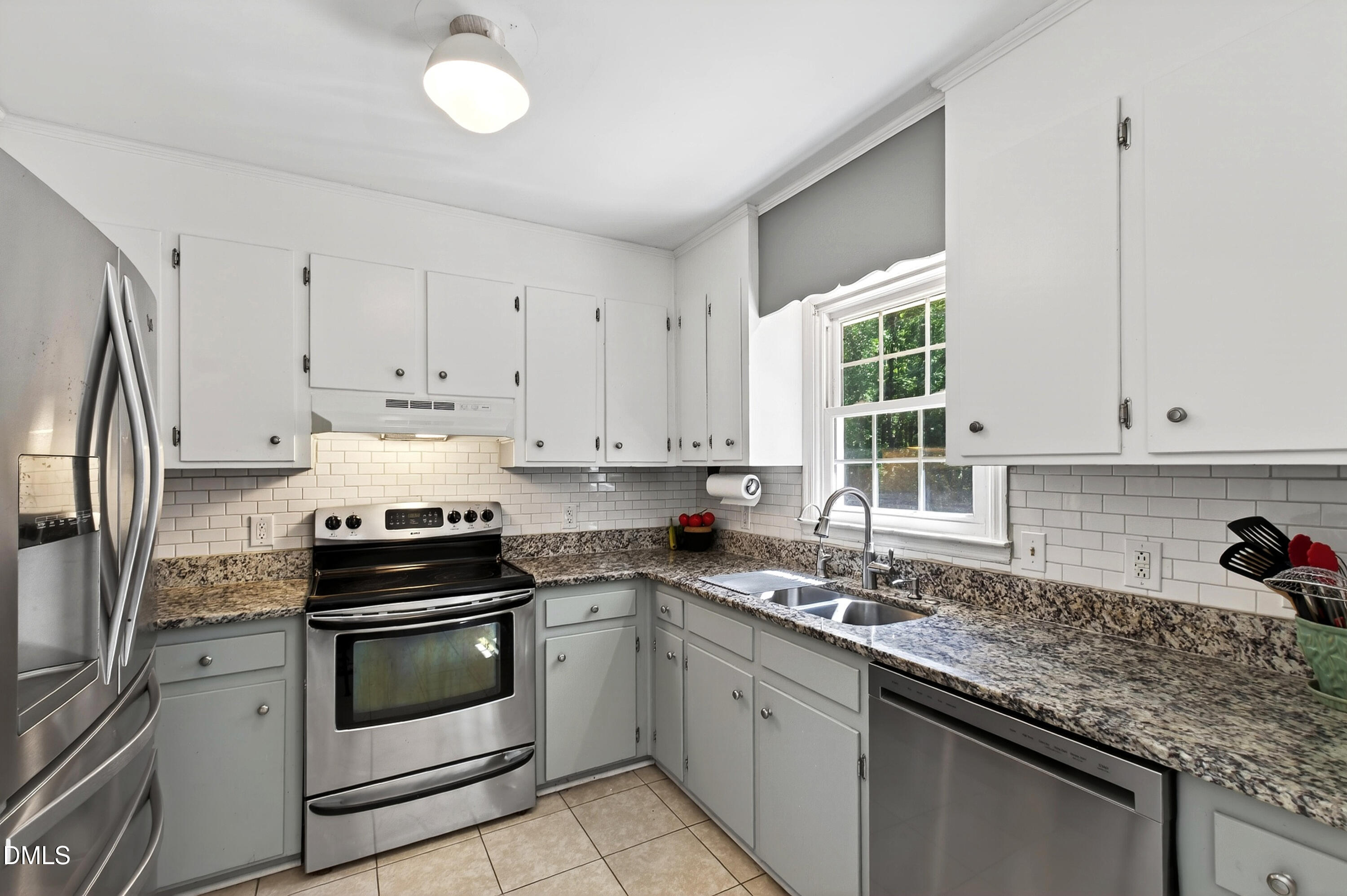200 Lema Drive Property Photo 3