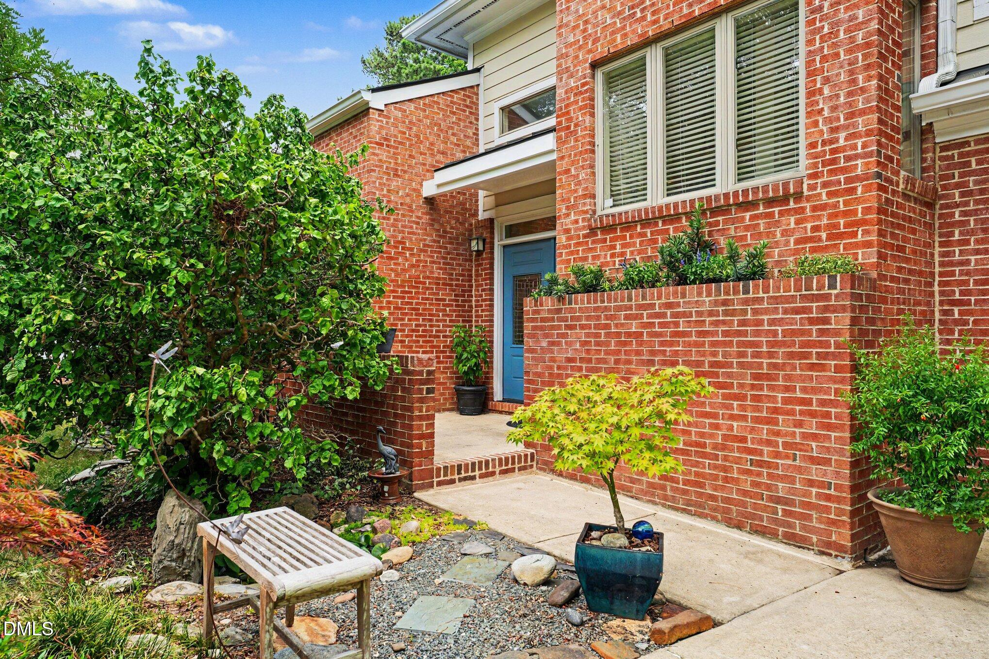 102 Bradwyck Drive Property Photo 8