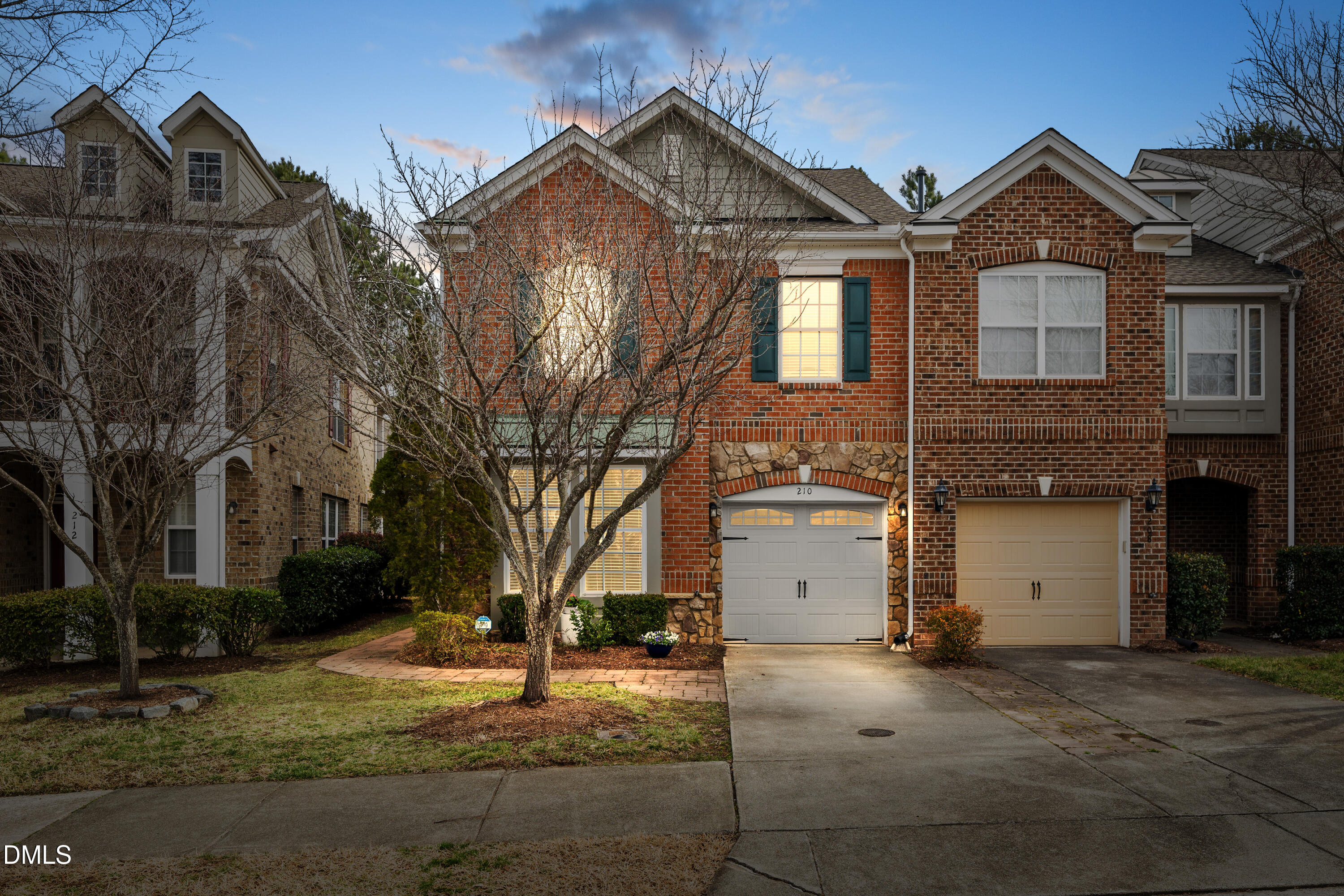 210 Lone Star Way Property Photo 1