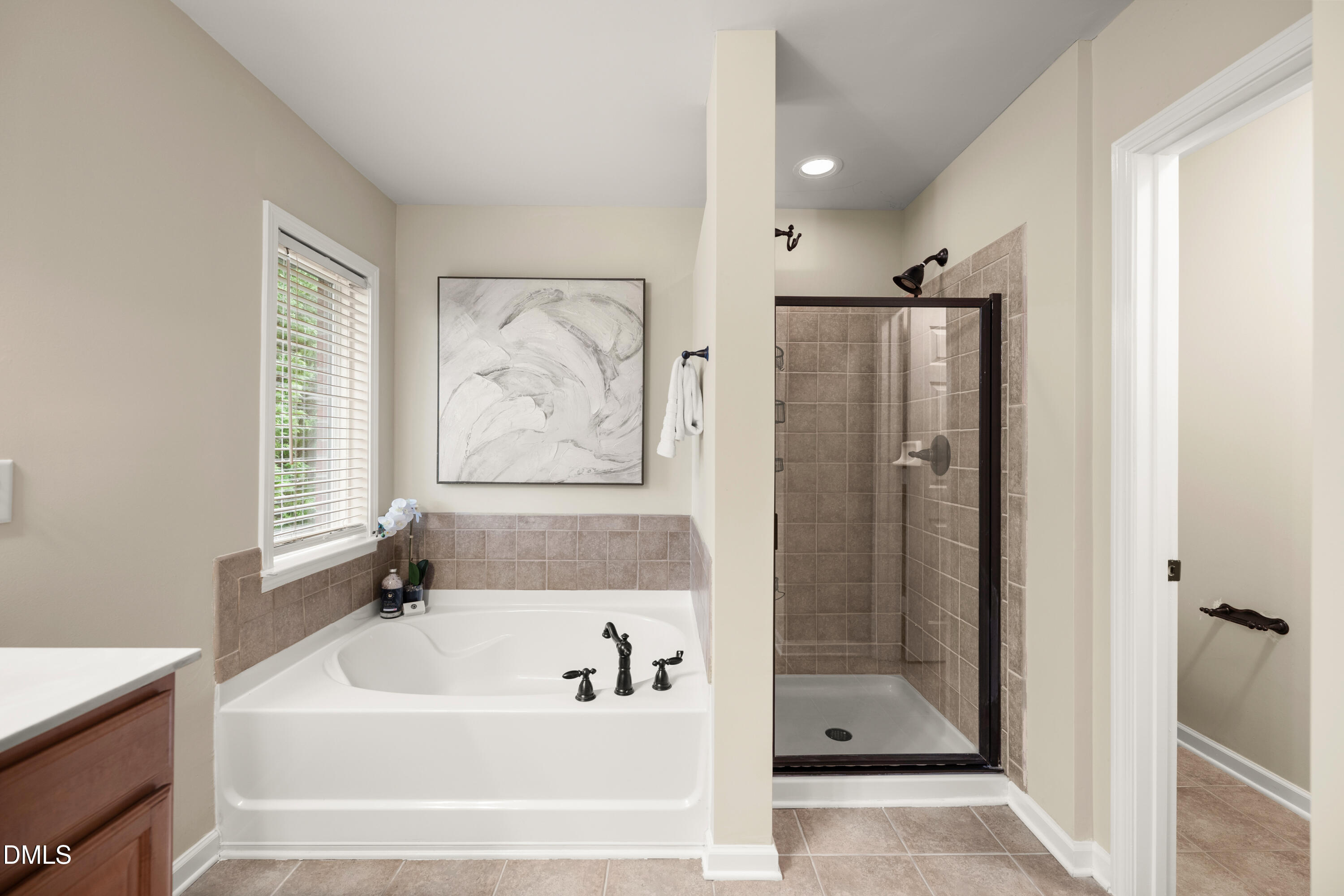 210 Lone Star Way Property Photo 27
