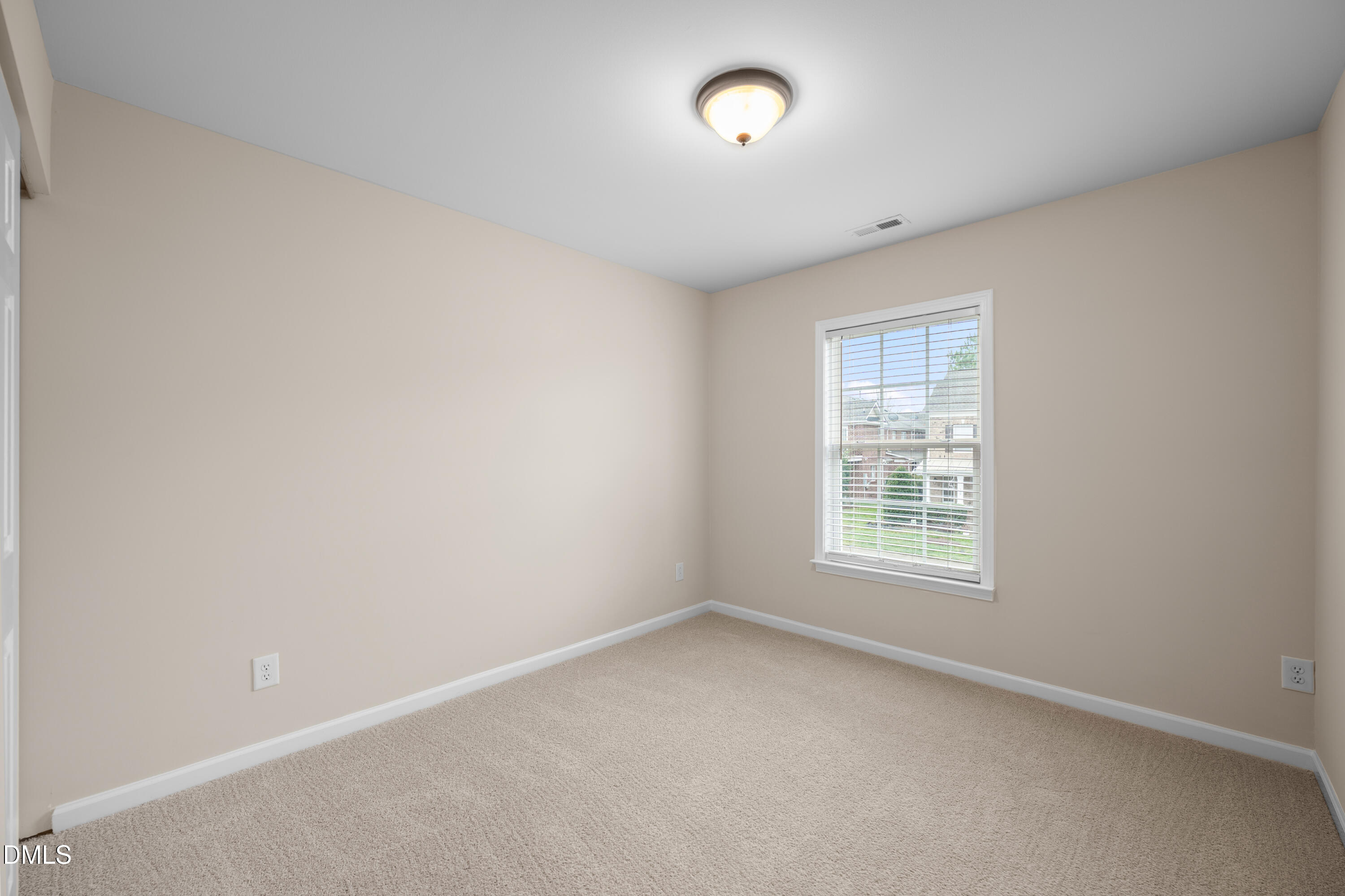 210 Lone Star Way Property Photo 31