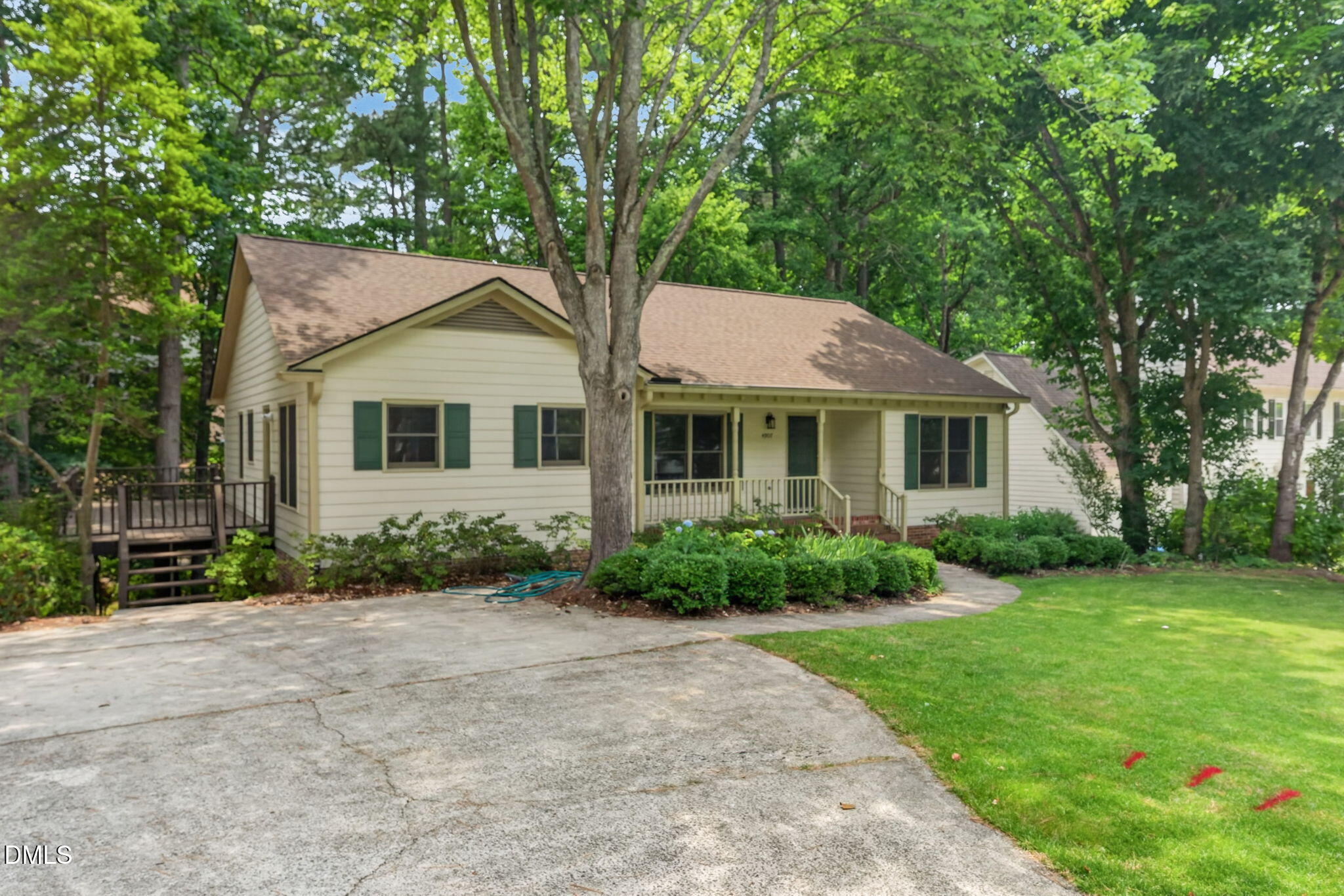 4907 Fortunes Ridge Drive Property Photo 2
