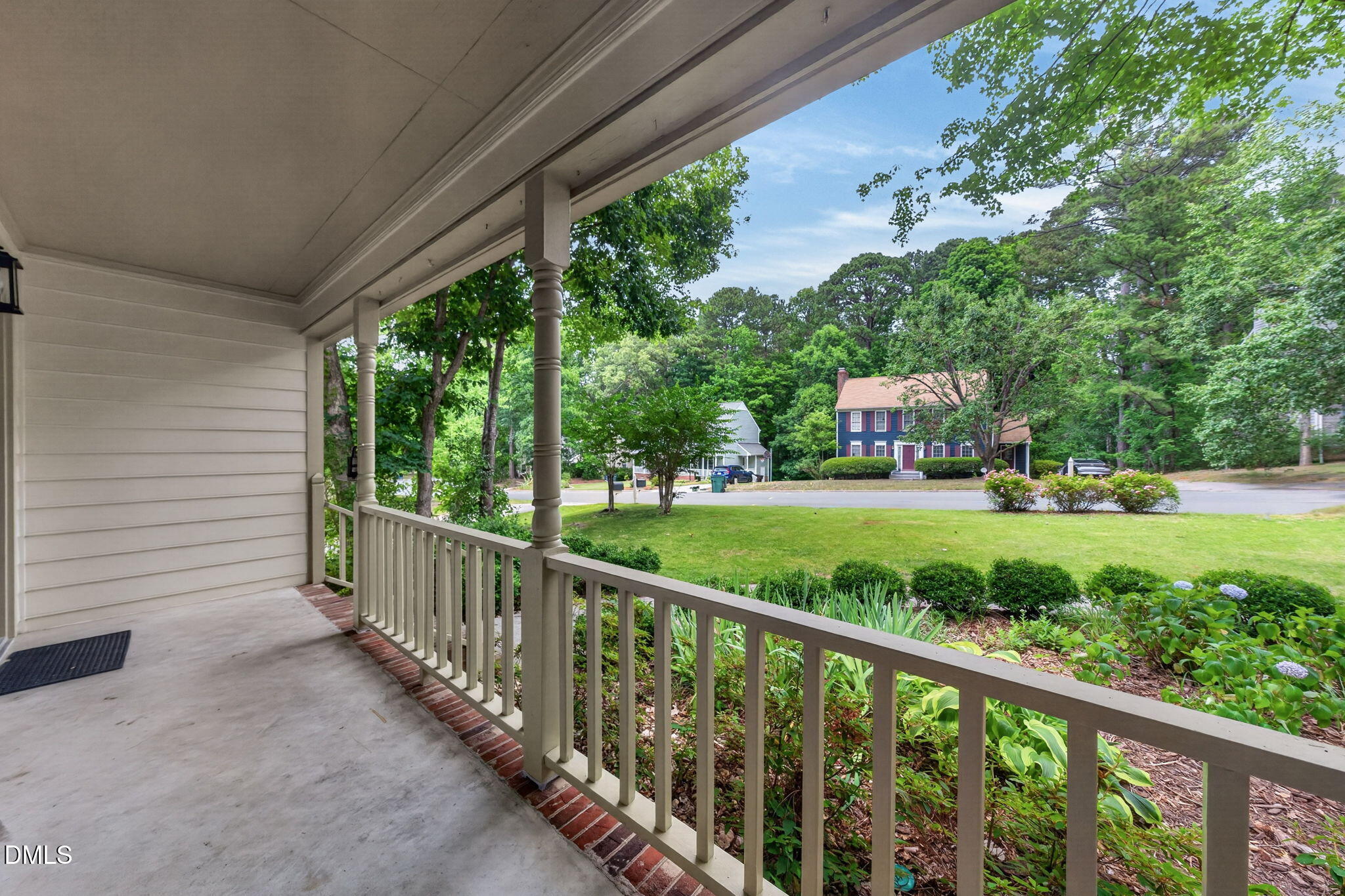 4907 Fortunes Ridge Drive Property Photo 5