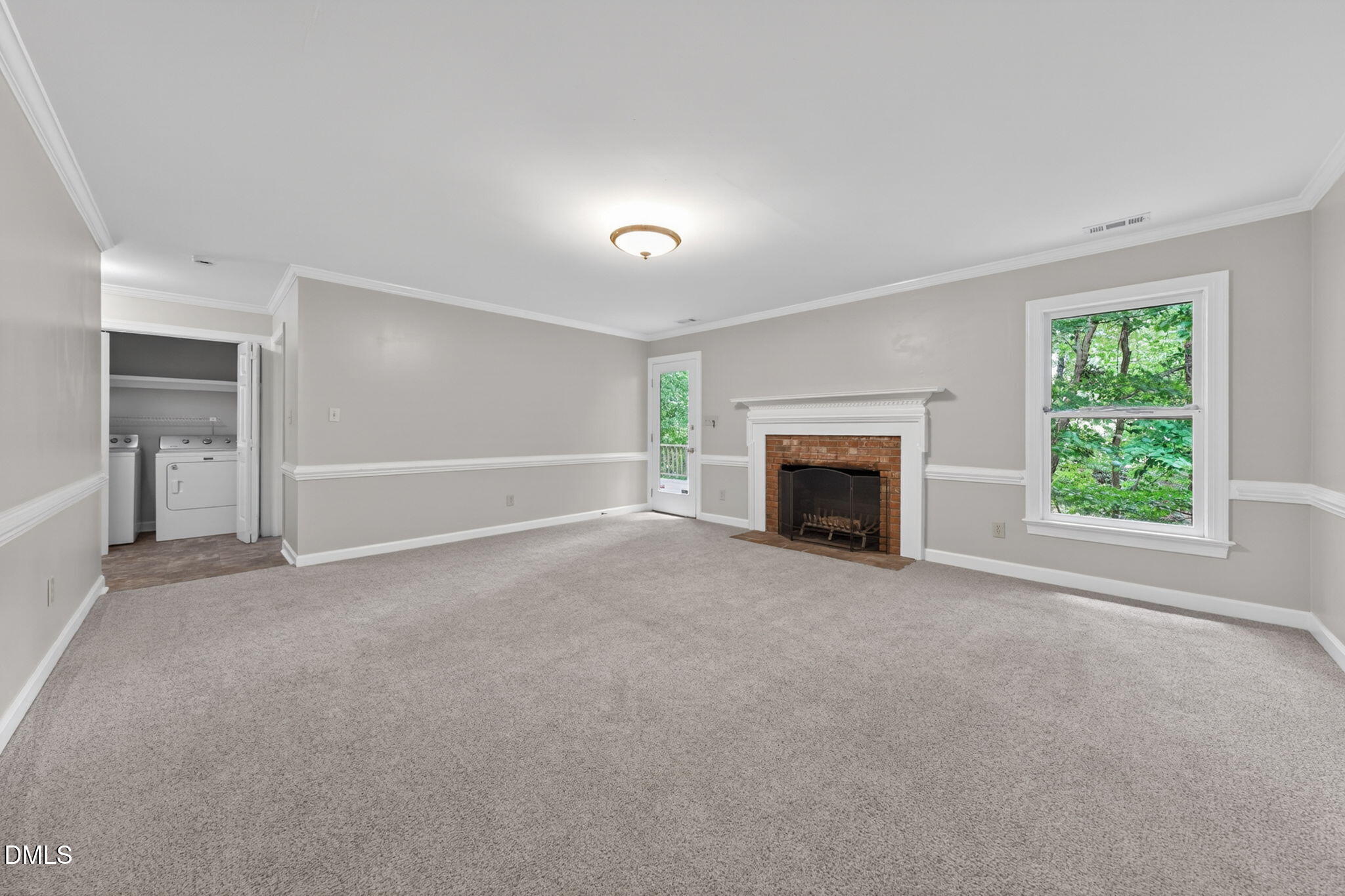 4907 Fortunes Ridge Drive Property Photo 9