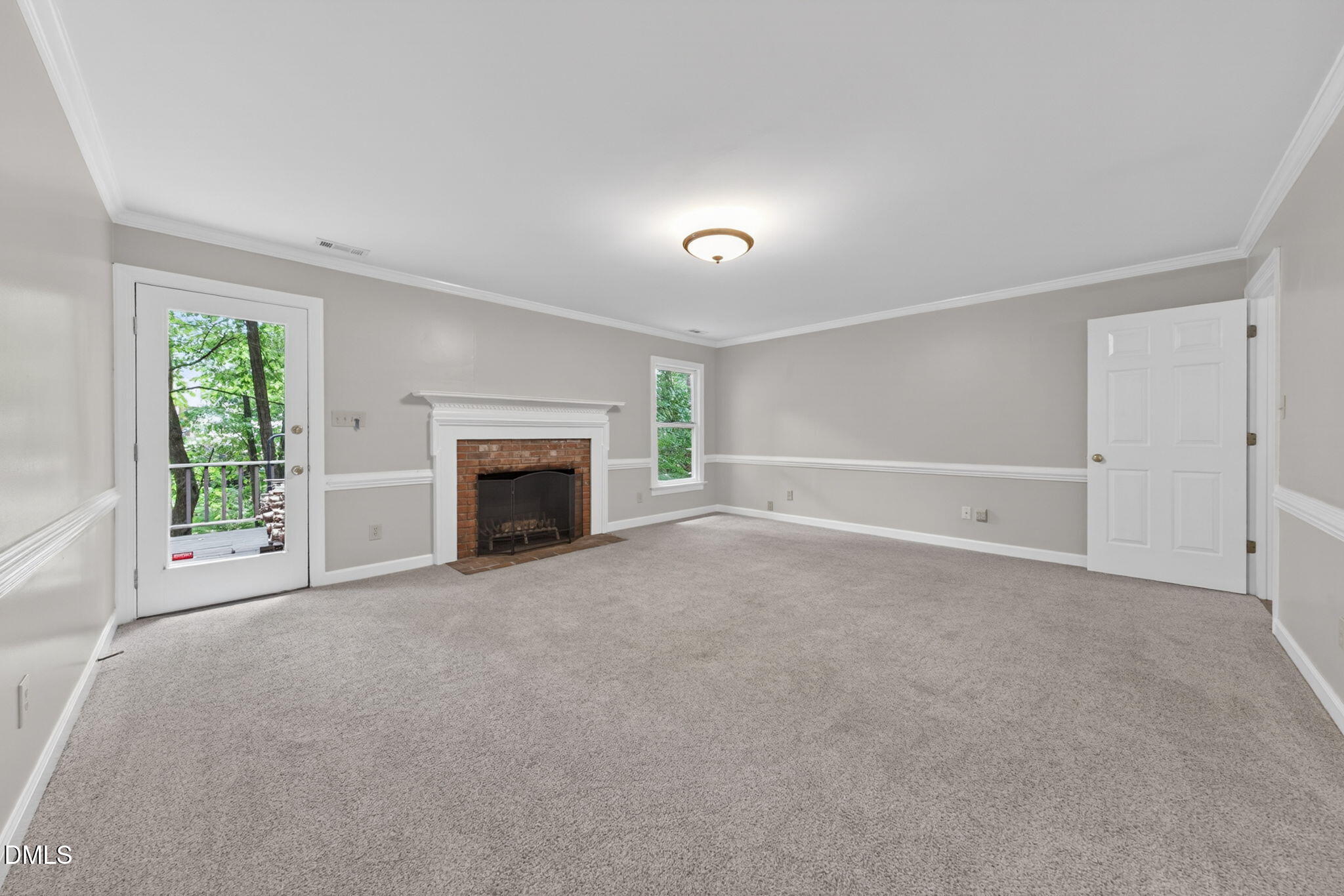 4907 Fortunes Ridge Drive Property Photo 11