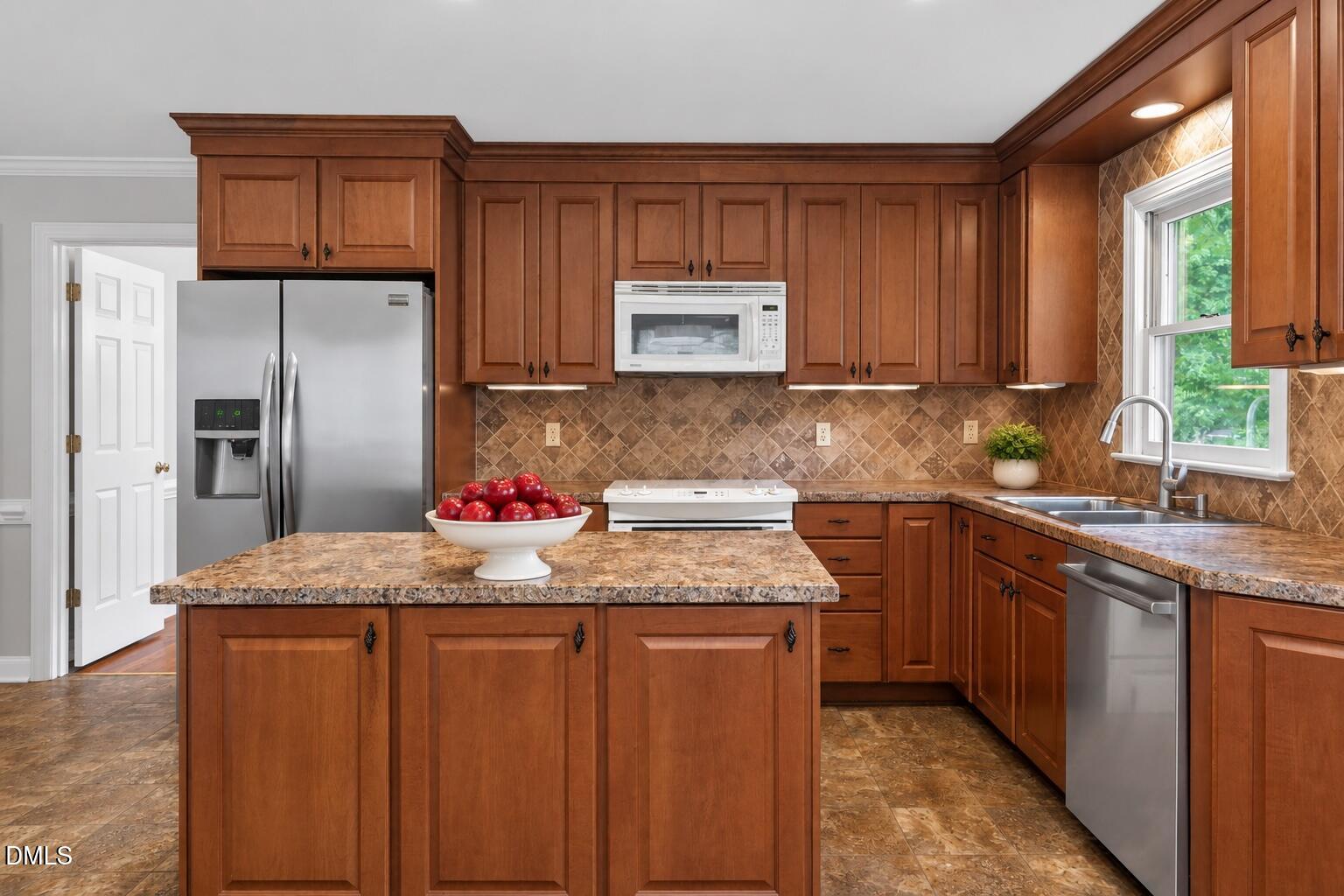 4907 Fortunes Ridge Drive Property Photo 21