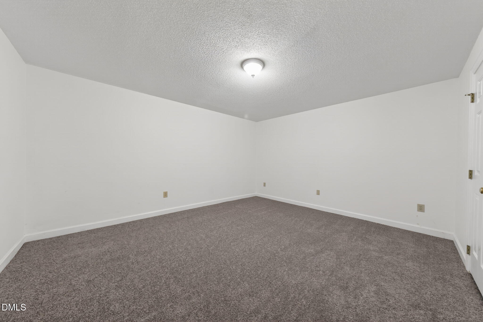 4907 Fortunes Ridge Drive Property Photo 38