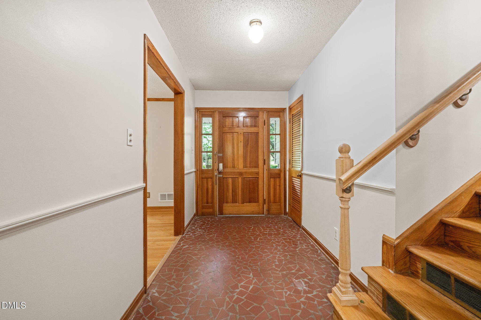 1103 Warren Avenue Property Photo 12