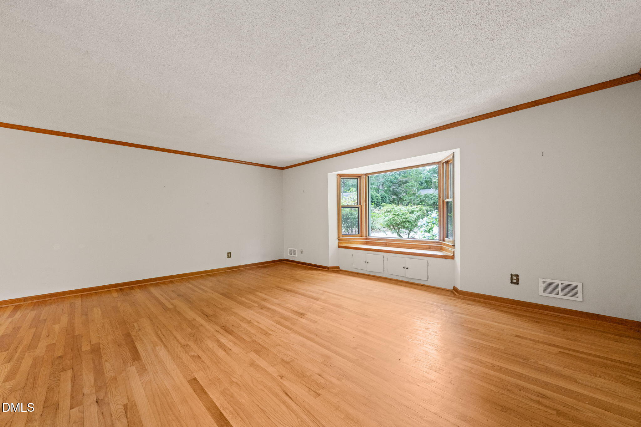 1103 Warren Avenue Property Photo 14