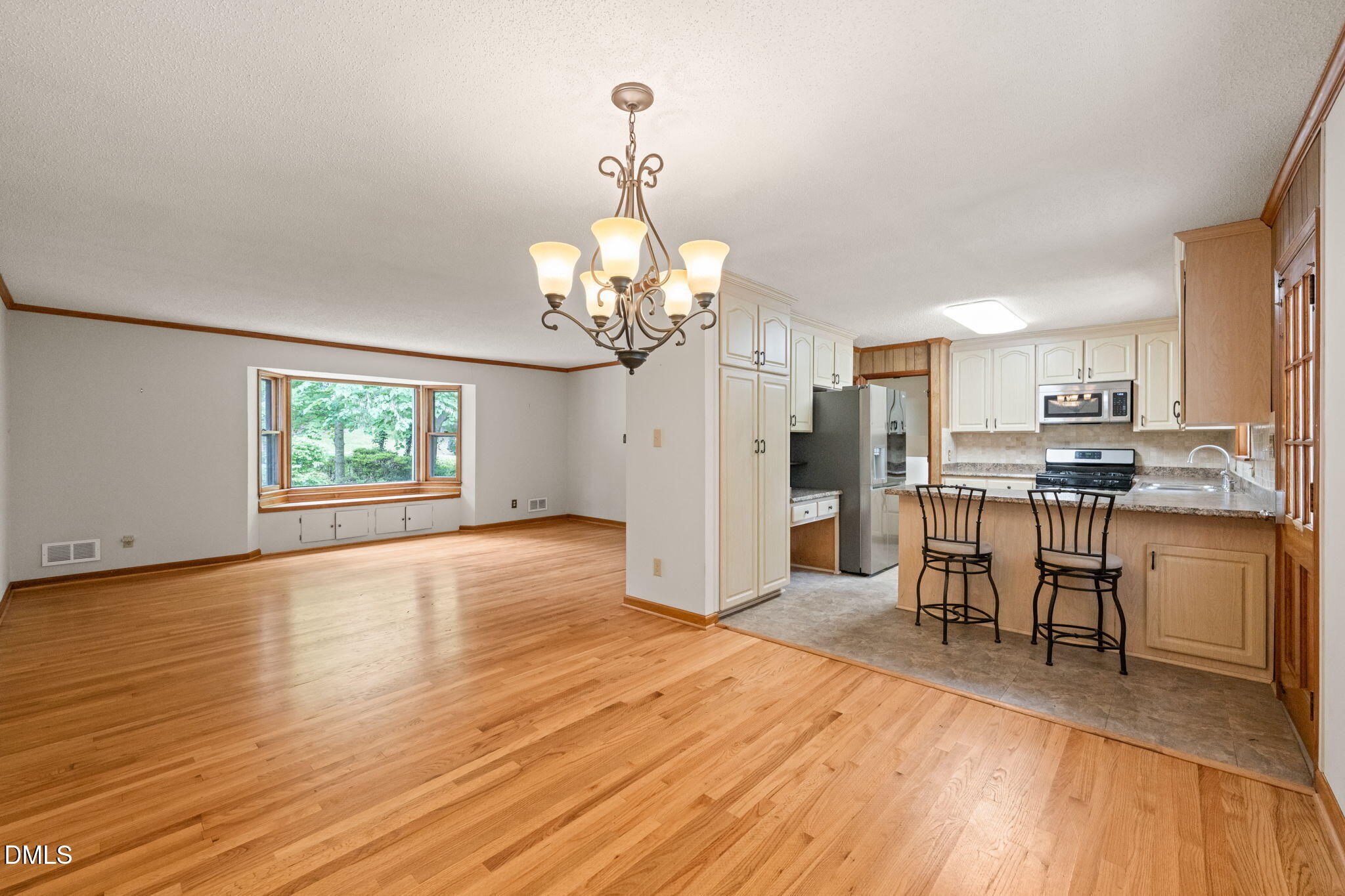 1103 Warren Avenue Property Photo 18